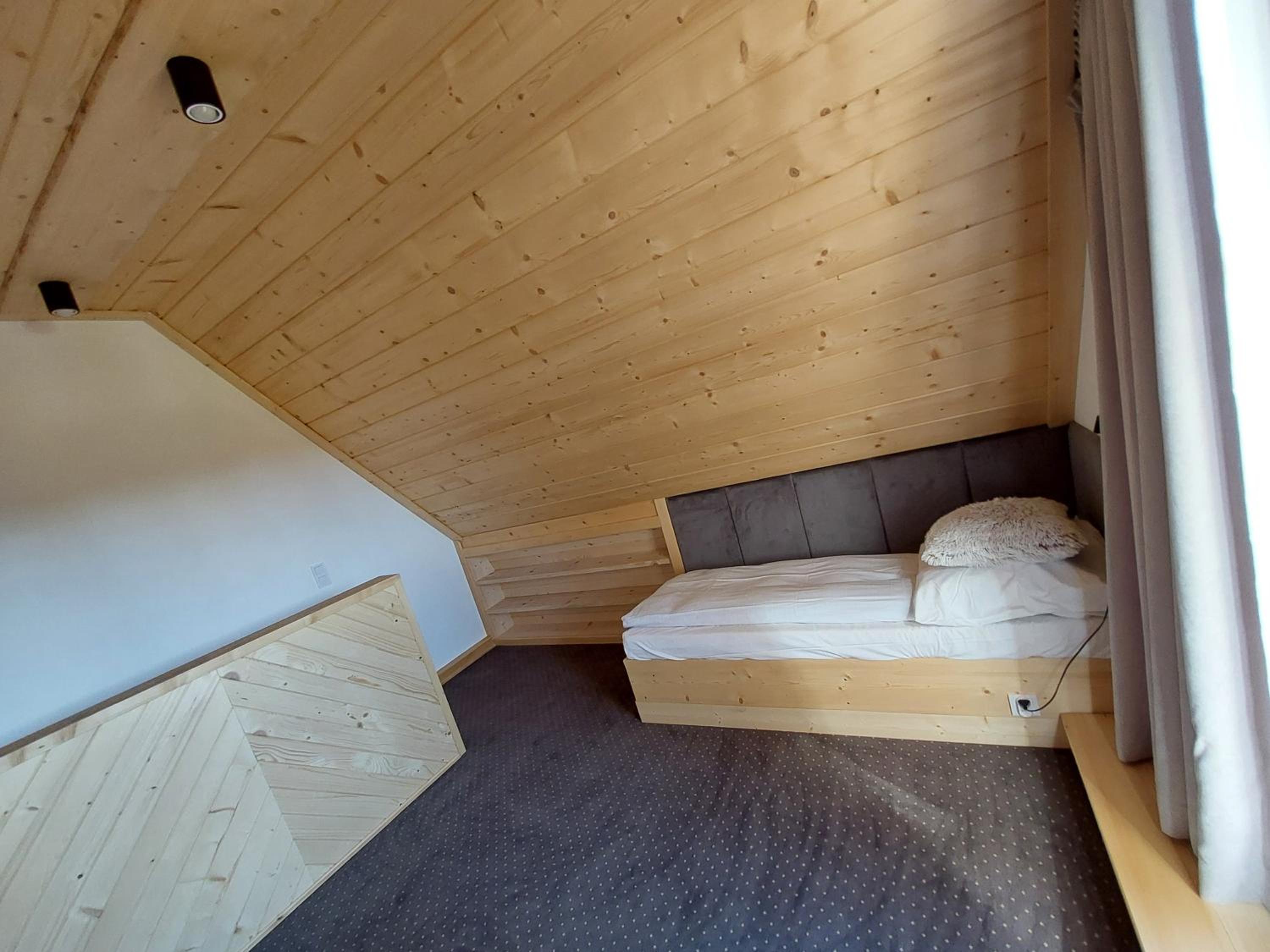 Maisonette photo 2