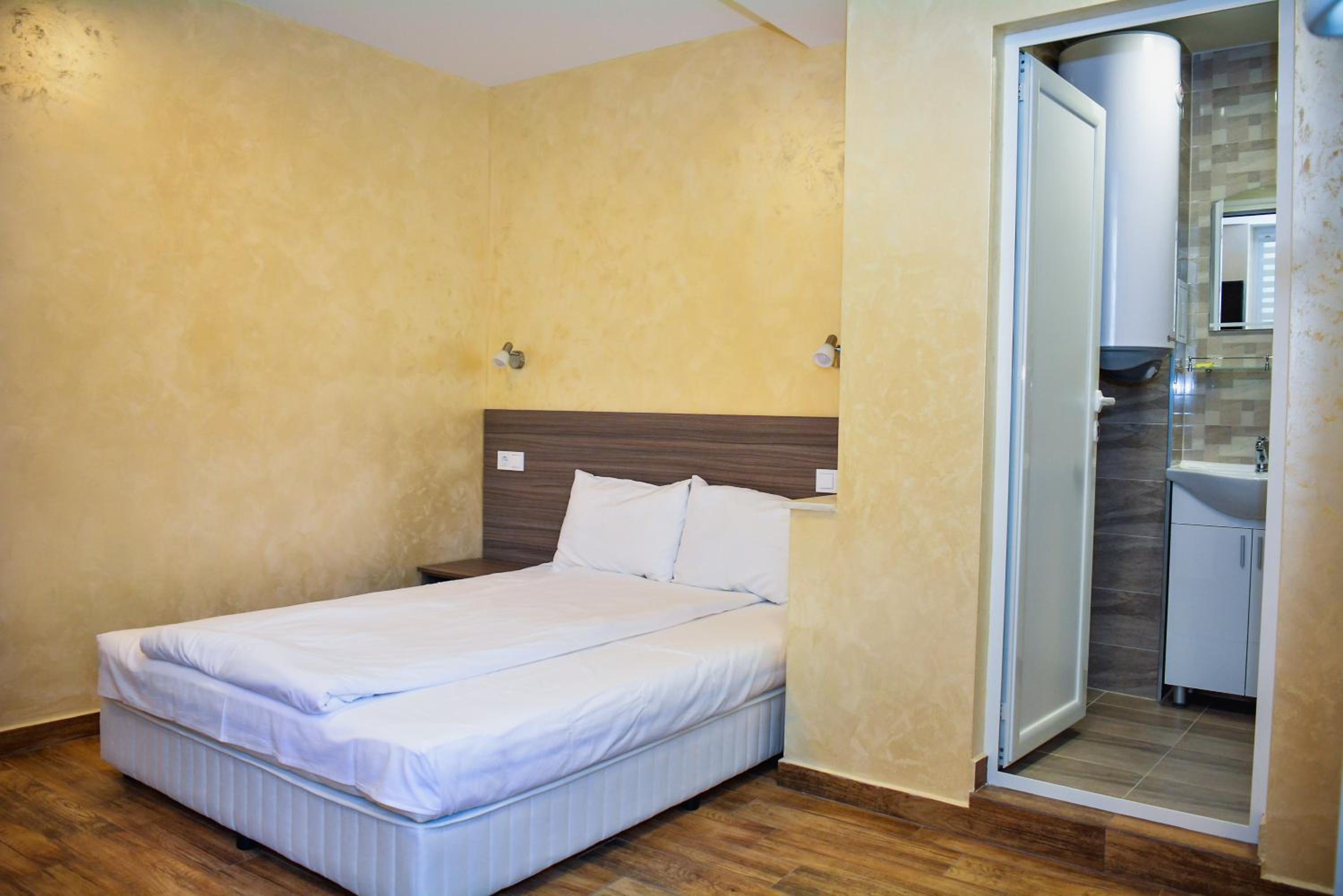 Deluxe Double Room photo 3