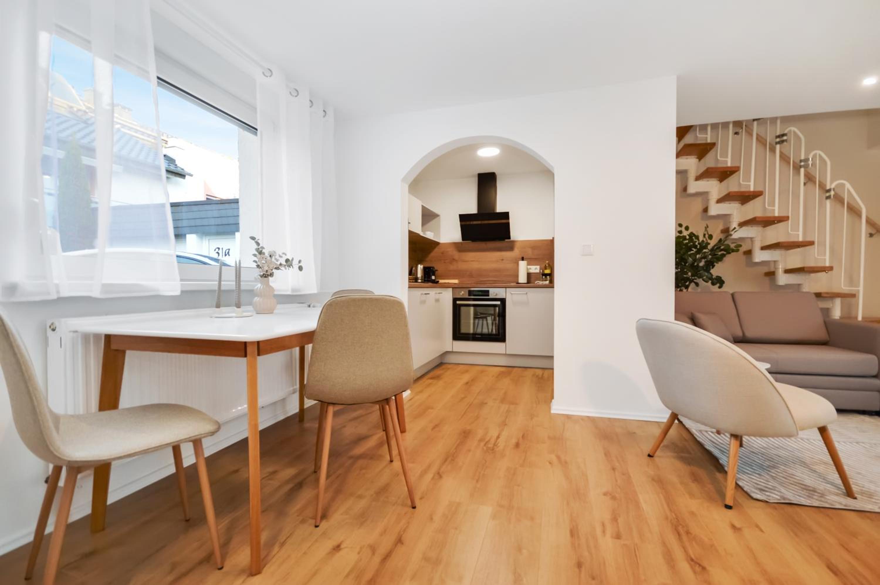 One-Bedroom Apartment with Garden photo 3