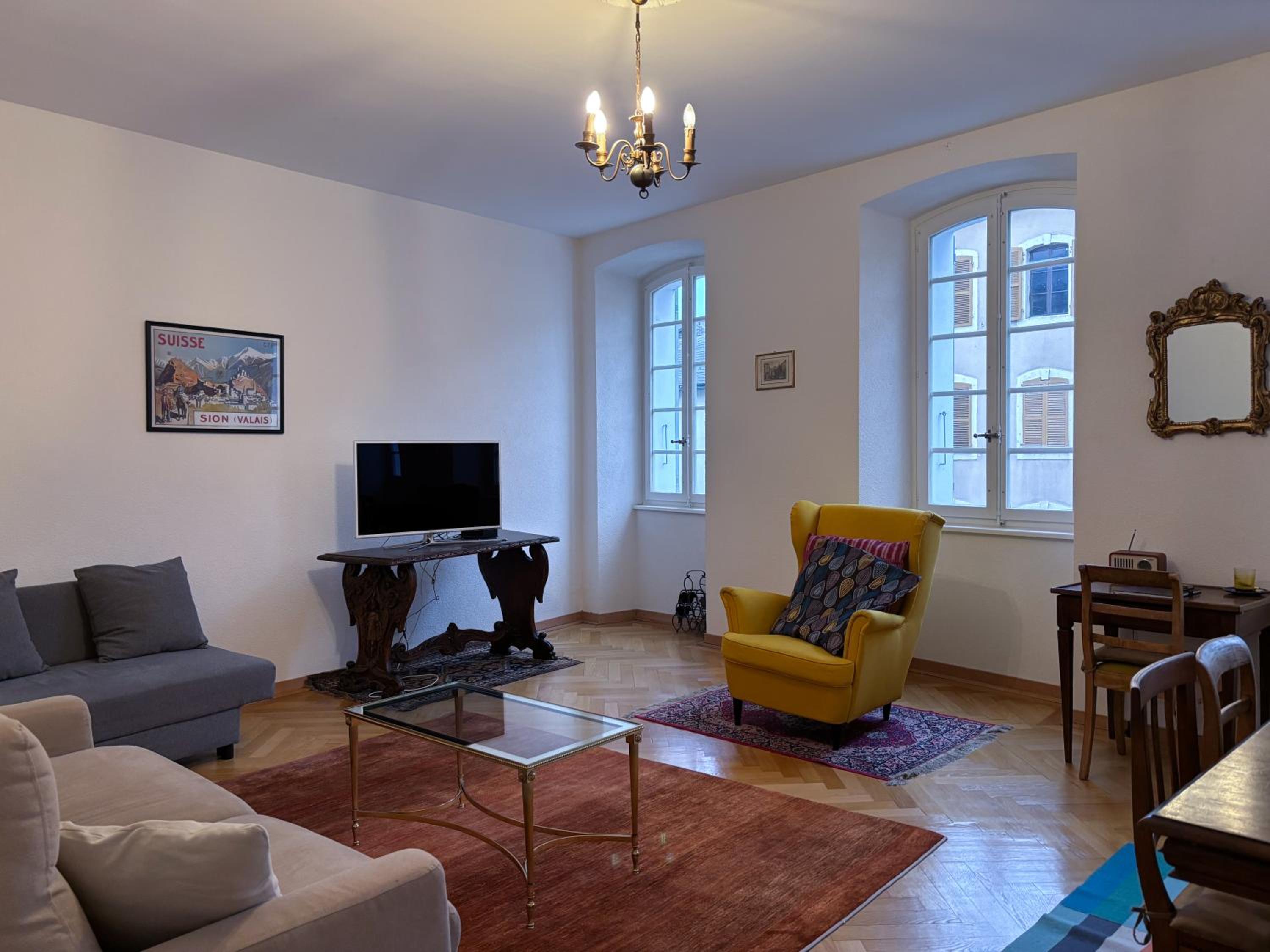 One-Bedroom Apartment photo 2