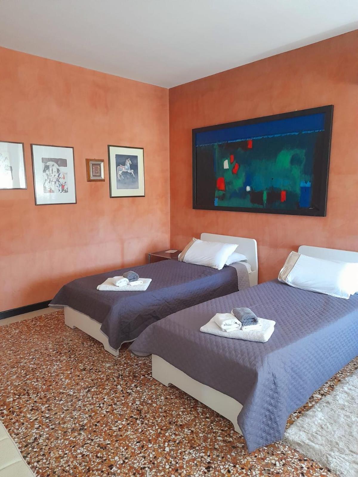 Superior Deluxe Double or Twin Room  photo 3