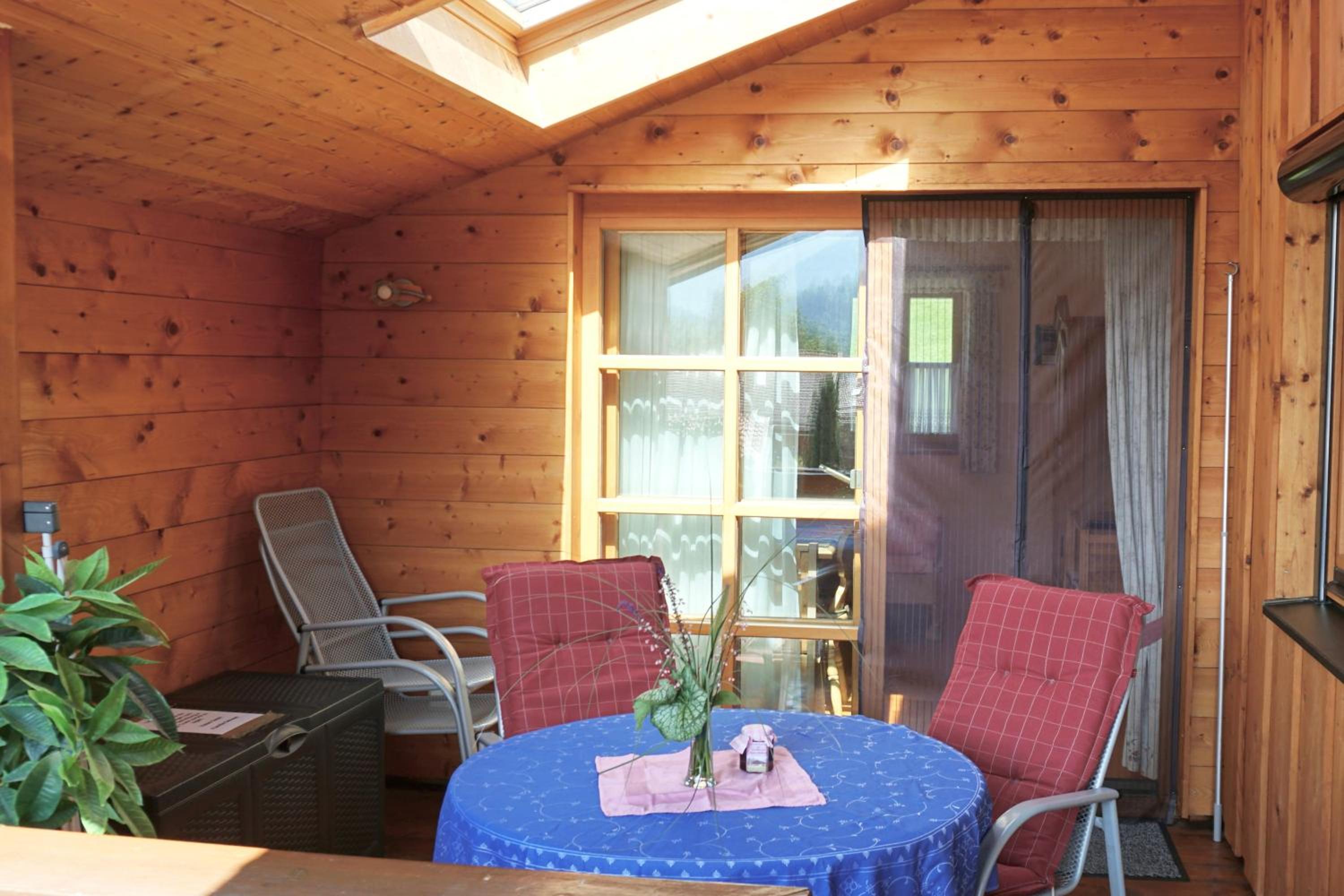 One-Bedroom Apartment with Balcony photo 3