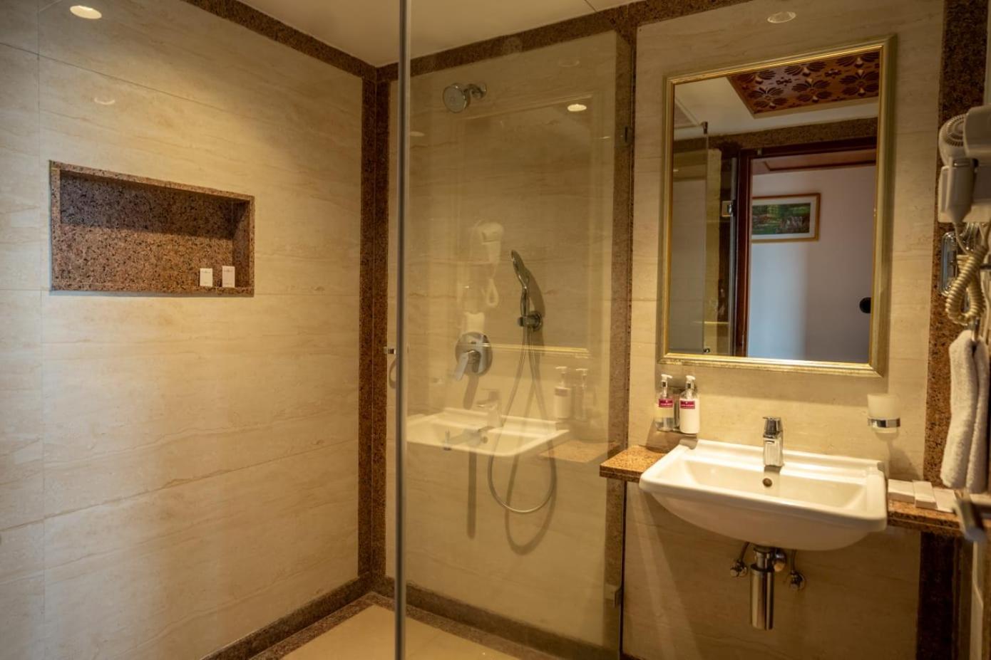 Superior Double Room - Photo 2