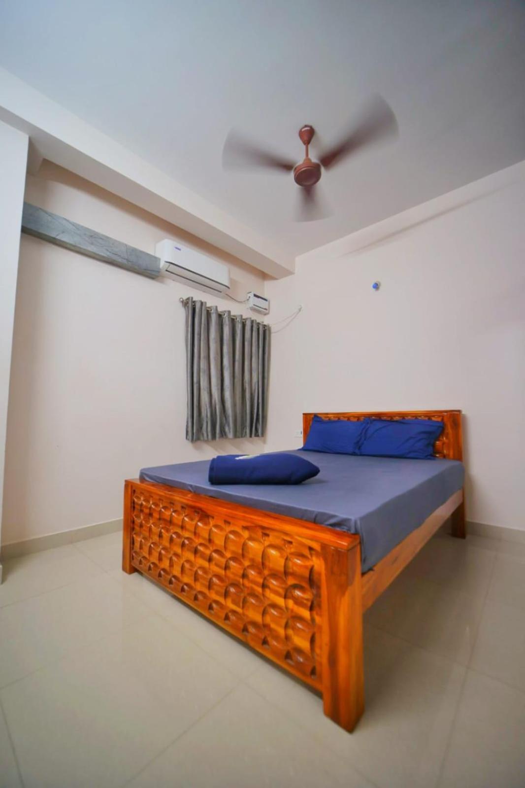 Two-Bedroom Apartment - Photo 41