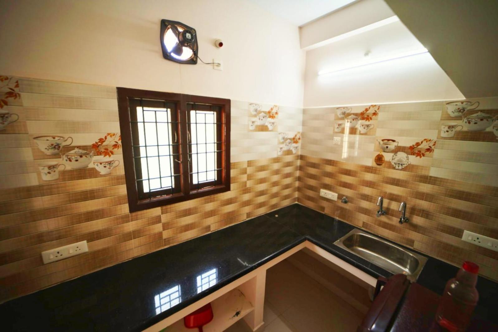Two-Bedroom Apartment - Photo 32