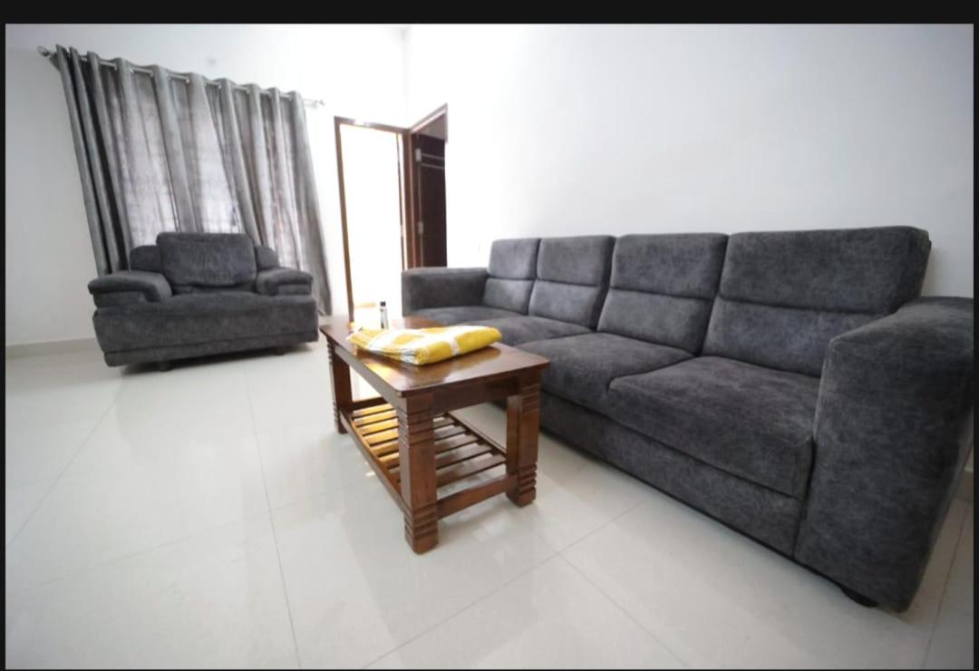 Two-Bedroom Apartment - Photo 21