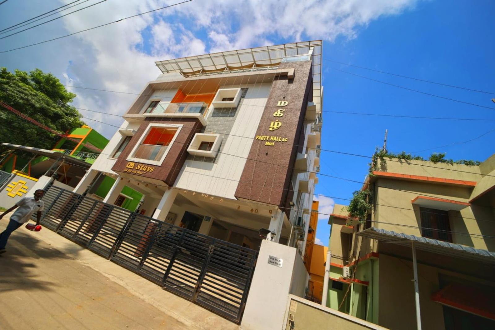 Two-Bedroom Apartment - Photo 4