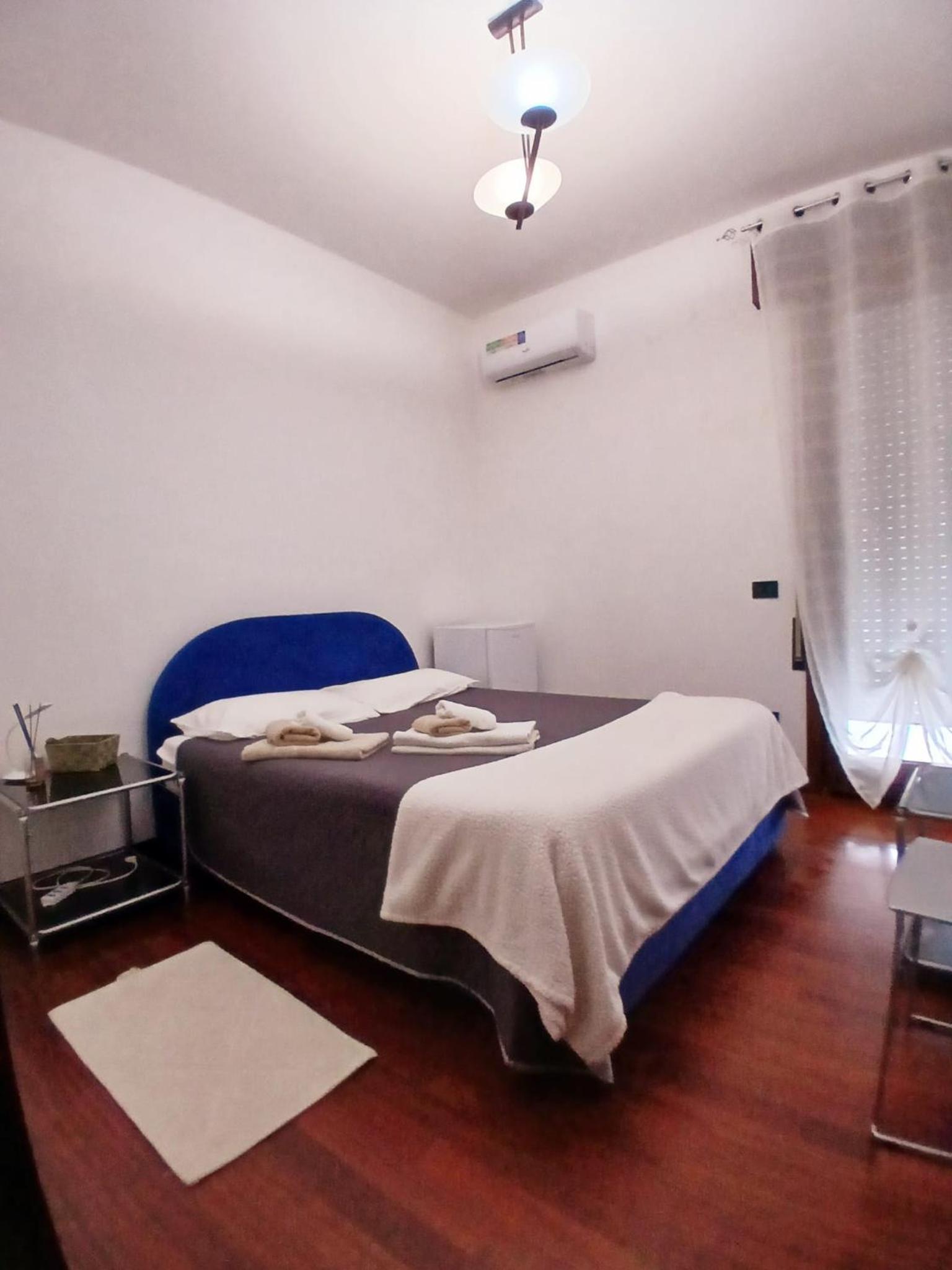 King Room with Balcony photo 2