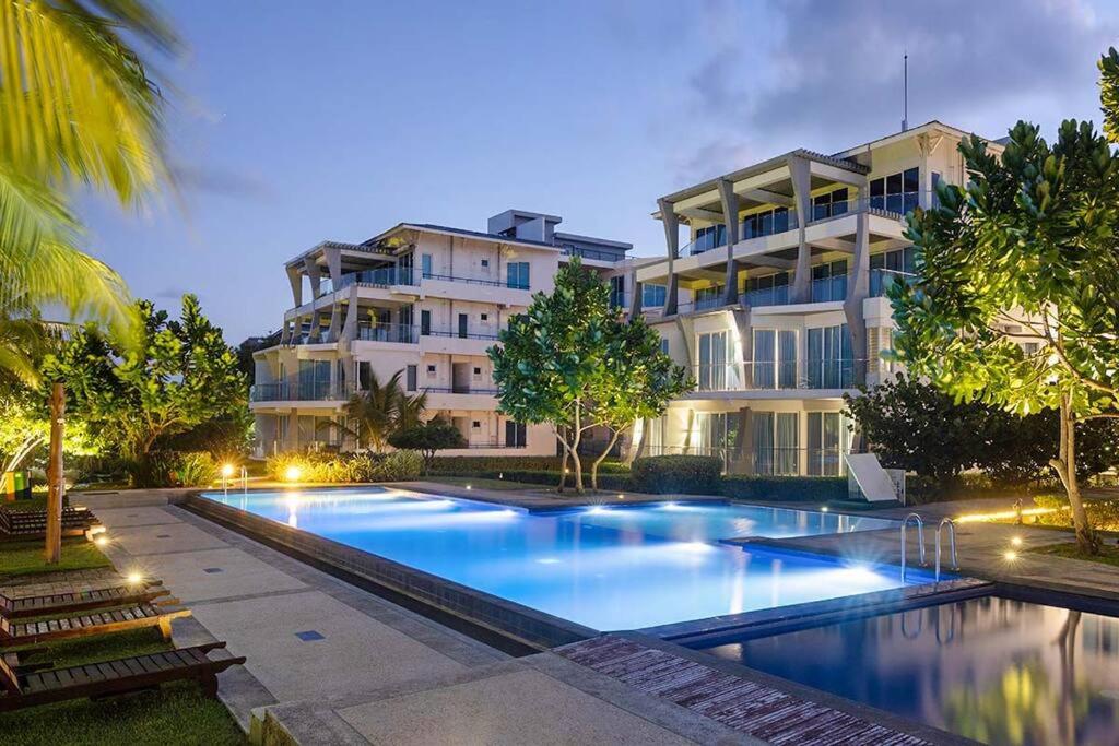 Three-Bedroom Apartment - Oceanfront photo 1