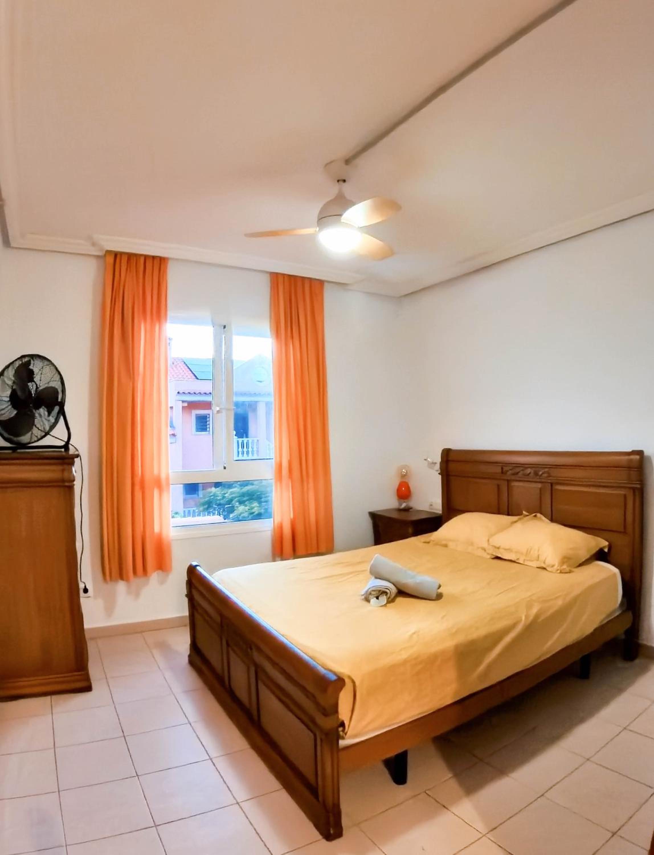 Habitación Doble con Baño Privado