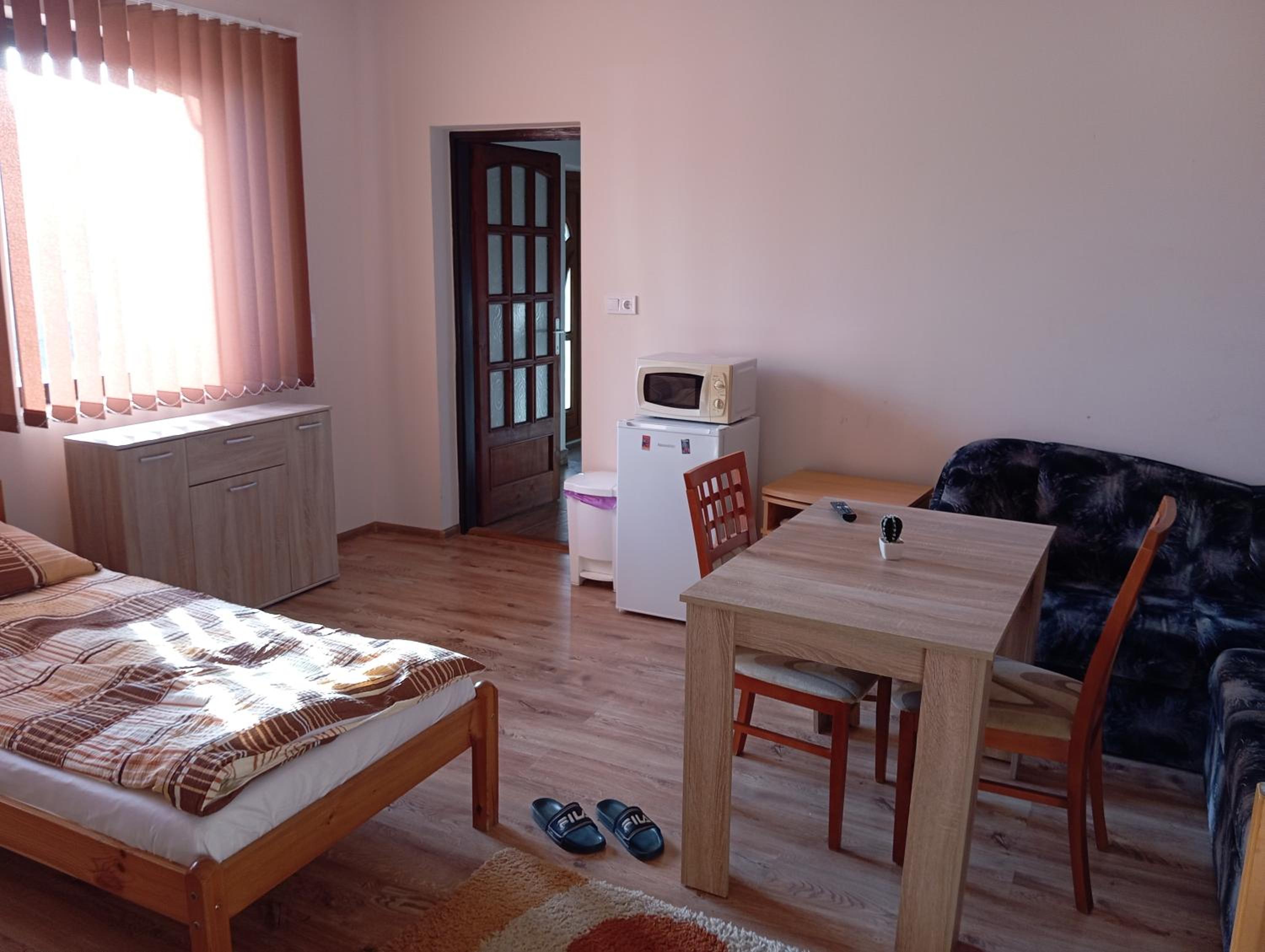 Triple Room photo 2
