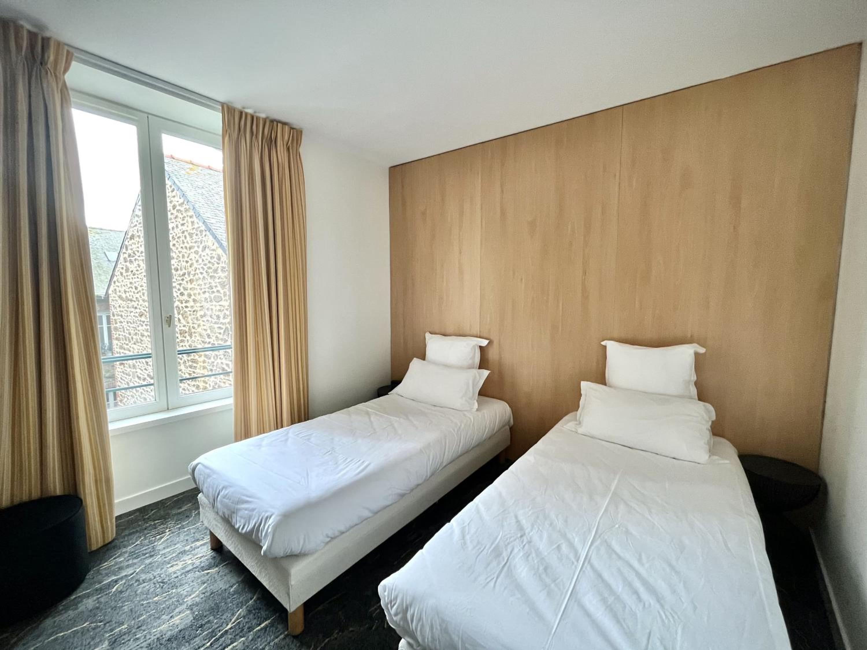 Superior Twin Room photo 2