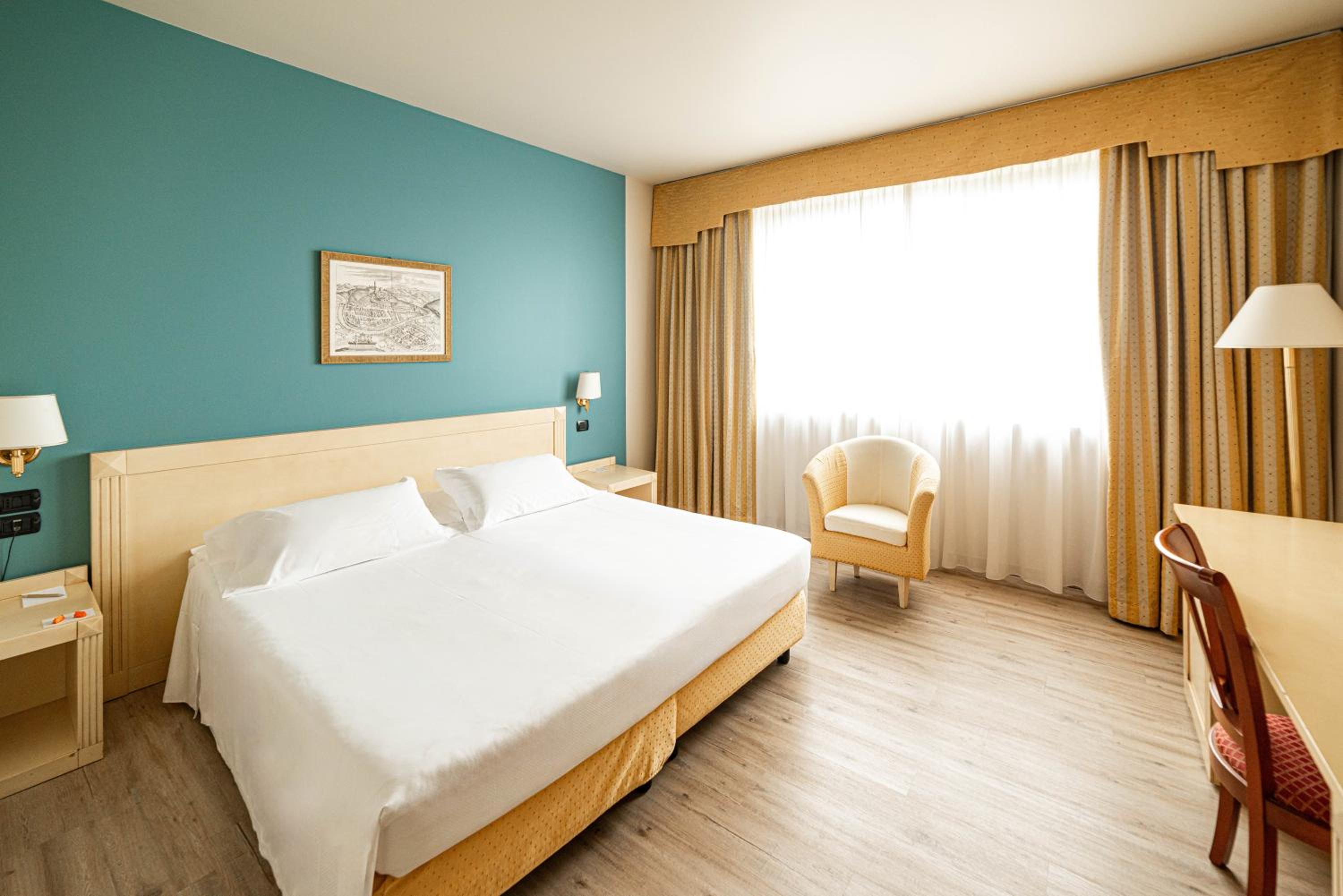 Superior Room - Photo 1