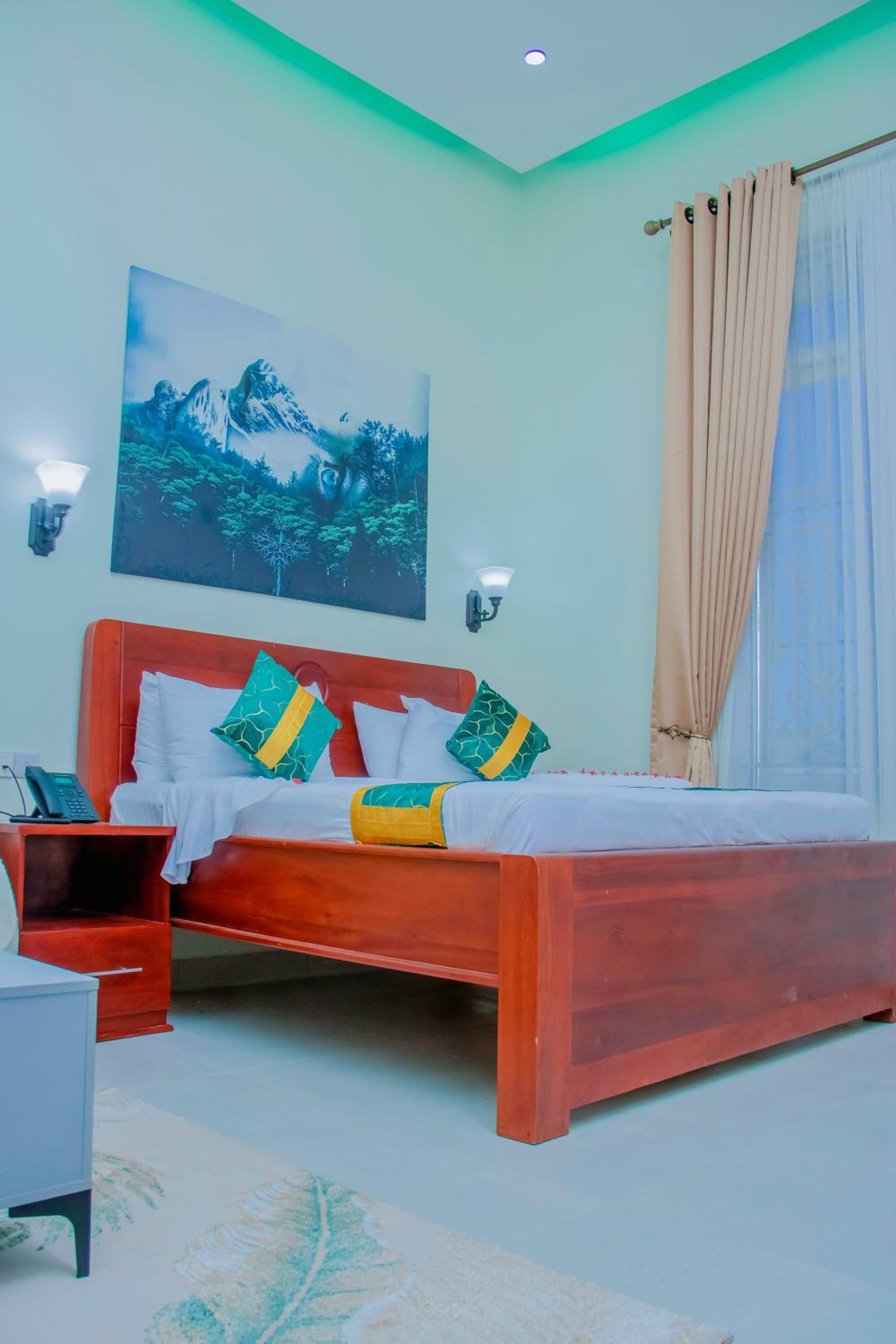 One-Bedroom Suite