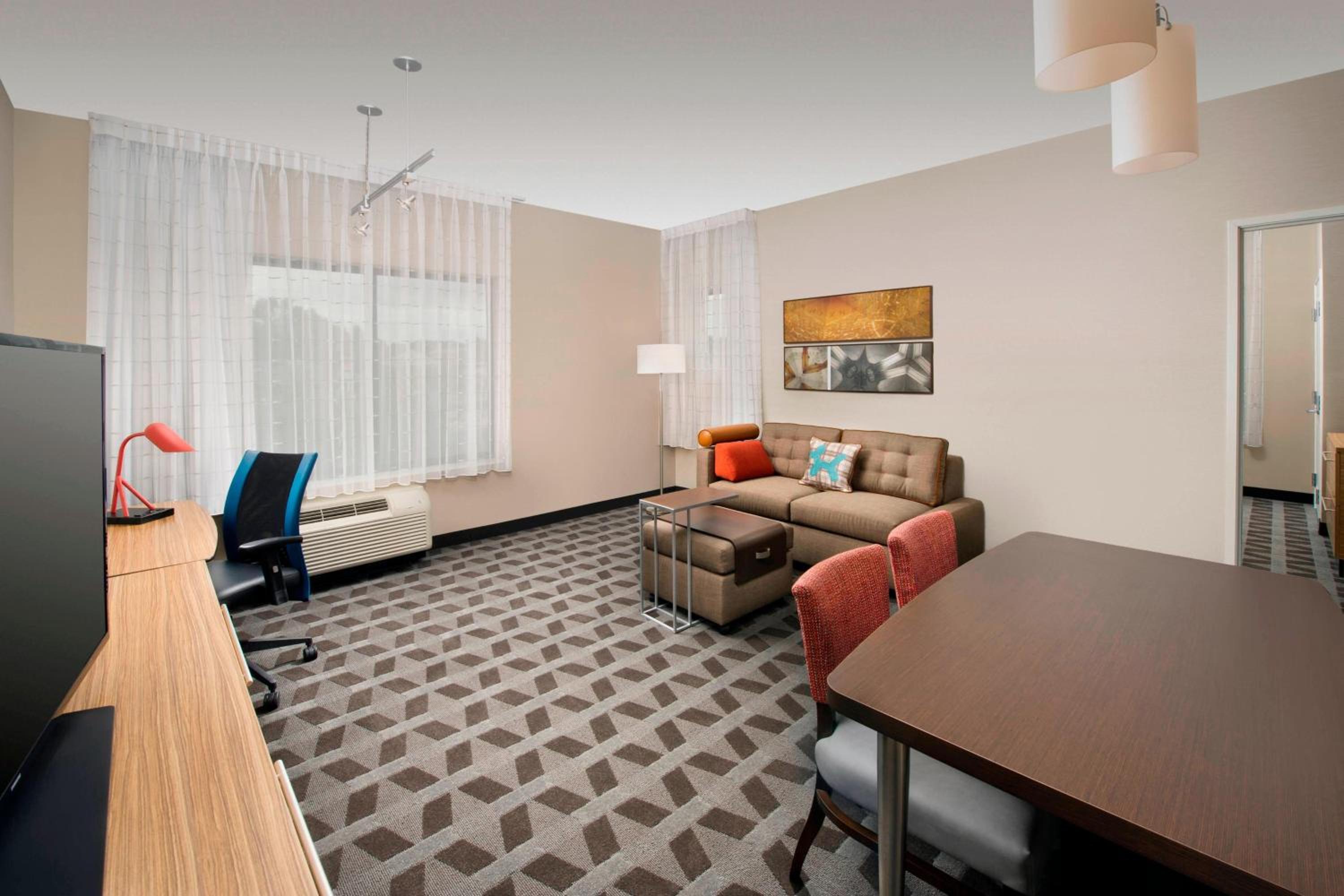 One-Bedroom King Suite