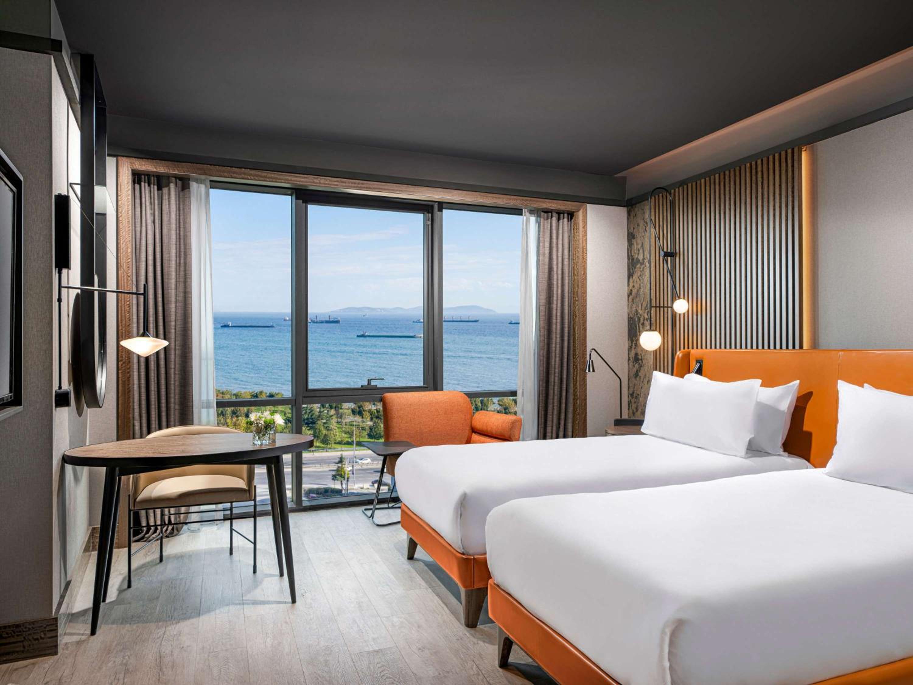 Superior twin room - sea side