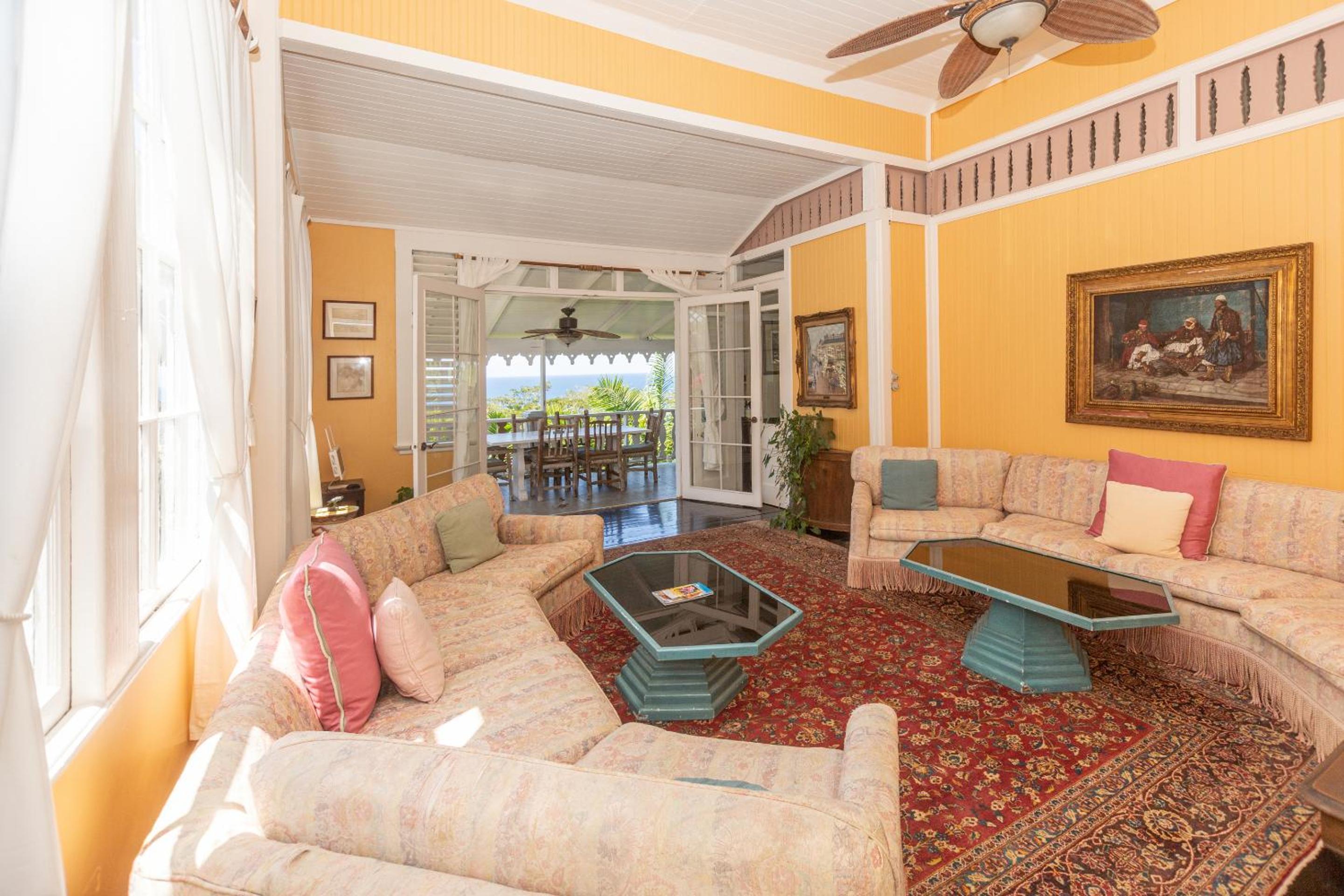Villa photo 3