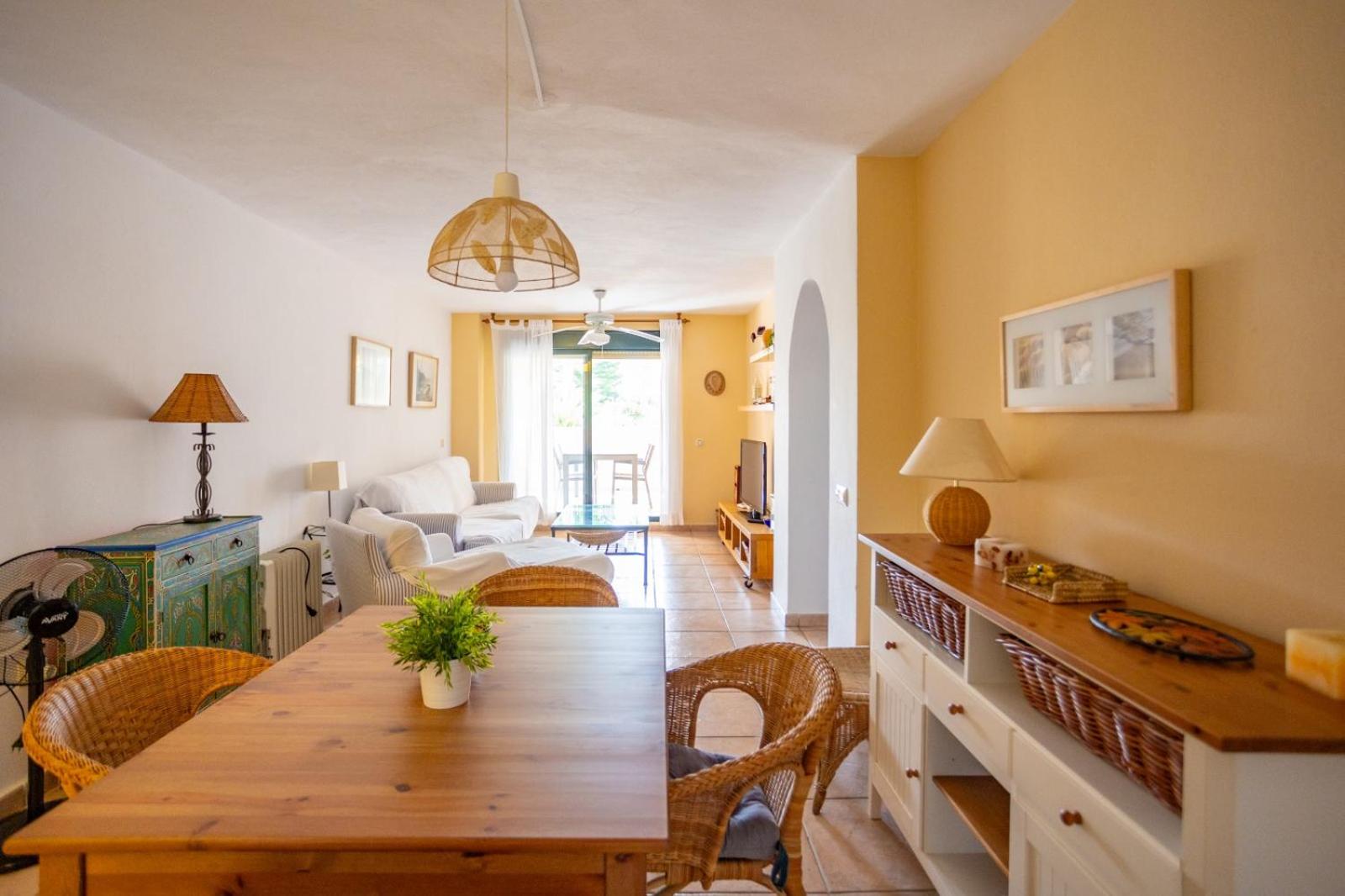 Apartamento de dos habitaciones de lujo con vista al jardín