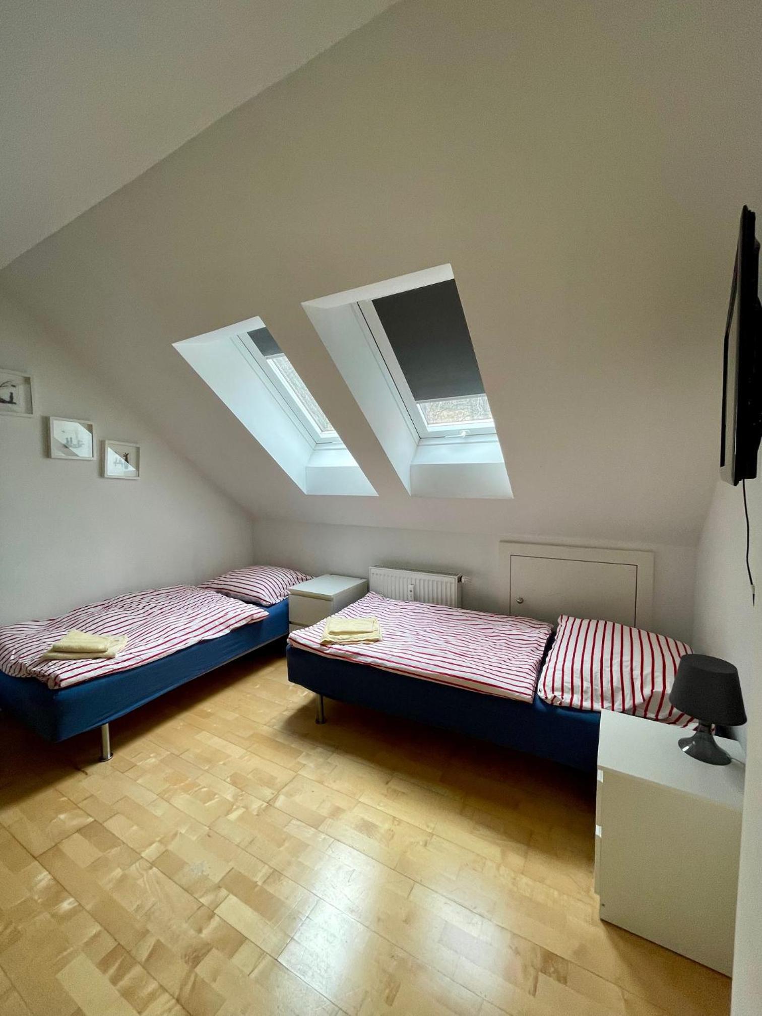 Apartment photo 2
