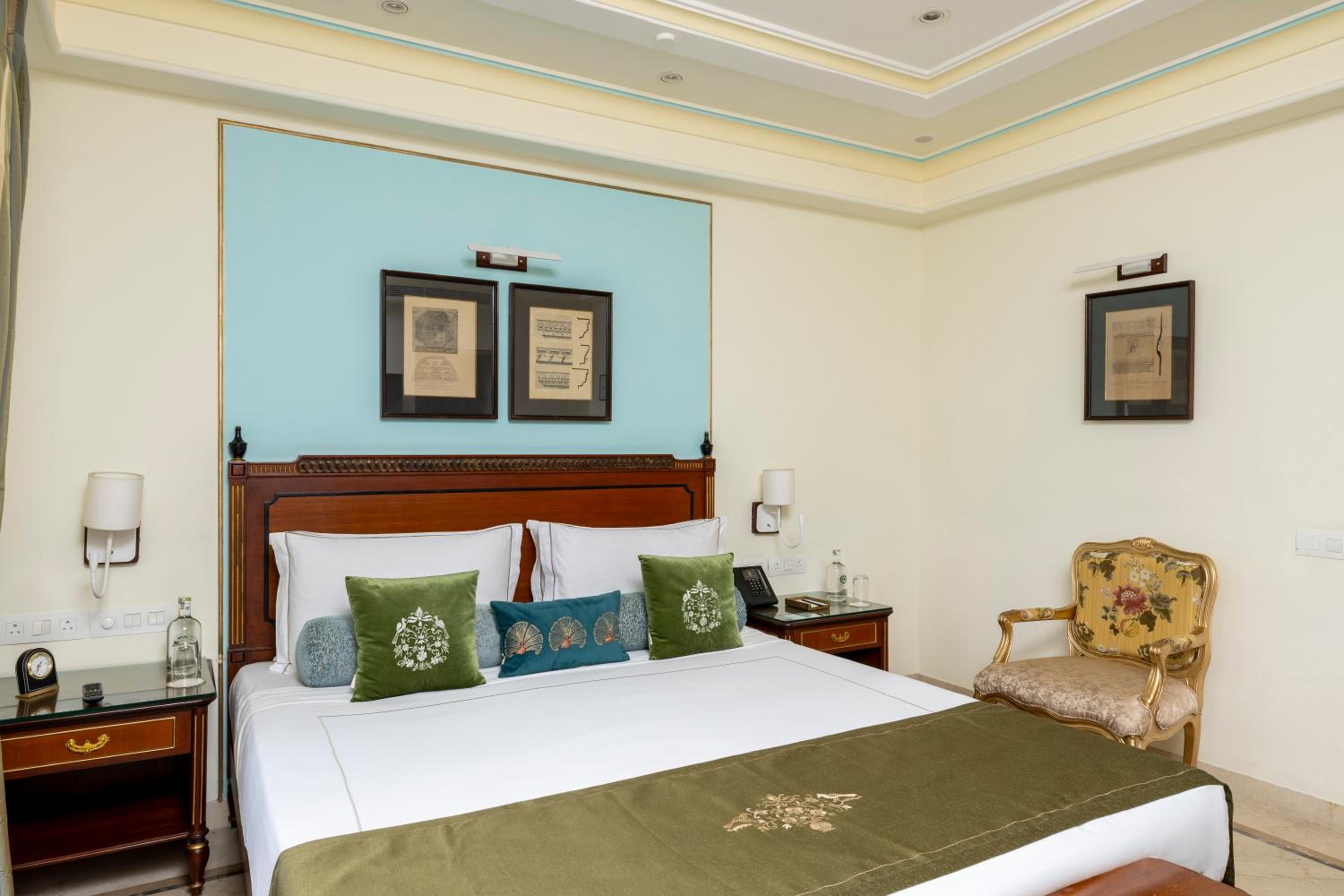 Palace Room Lake View - Photo 2