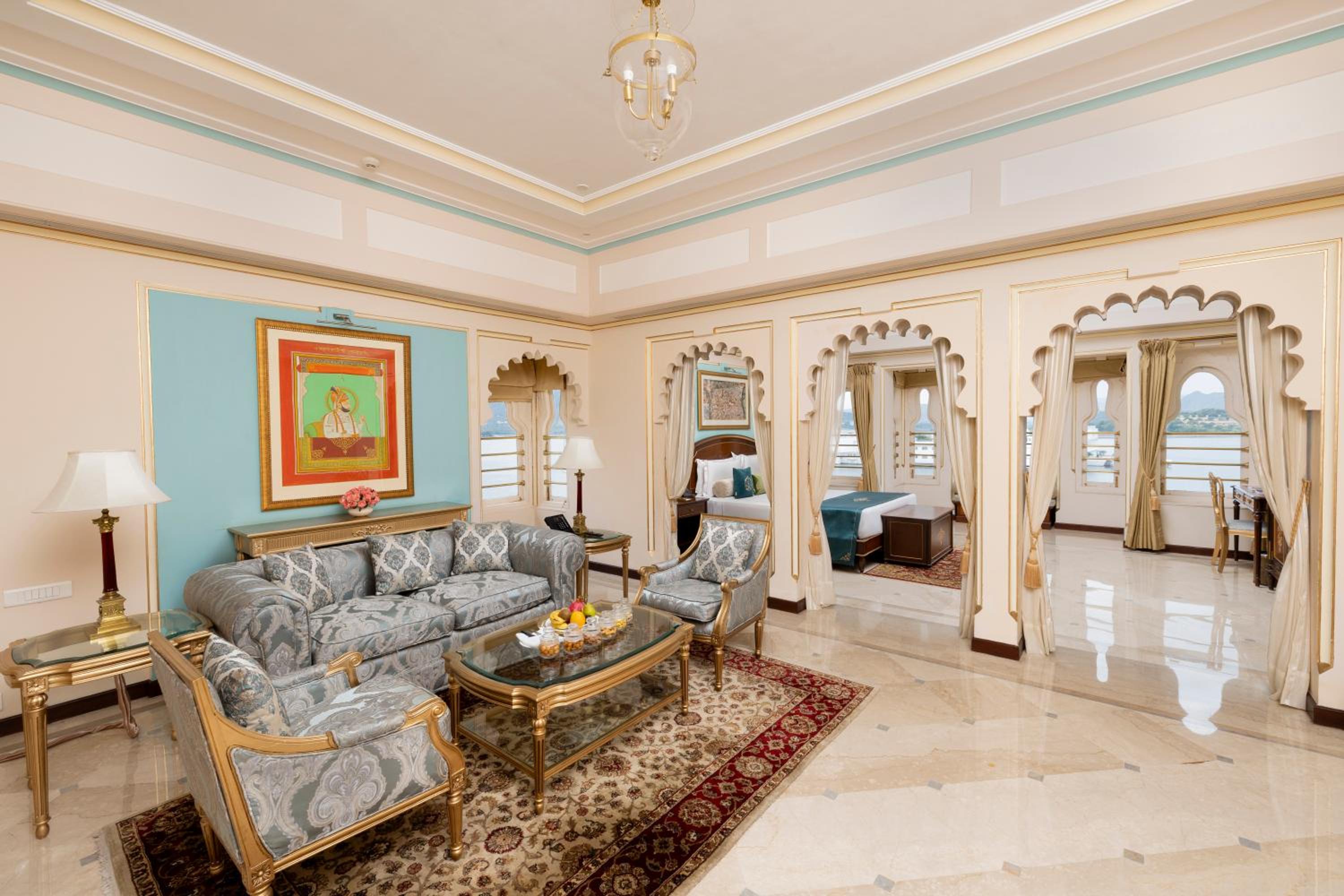 Royal Suite Lake View