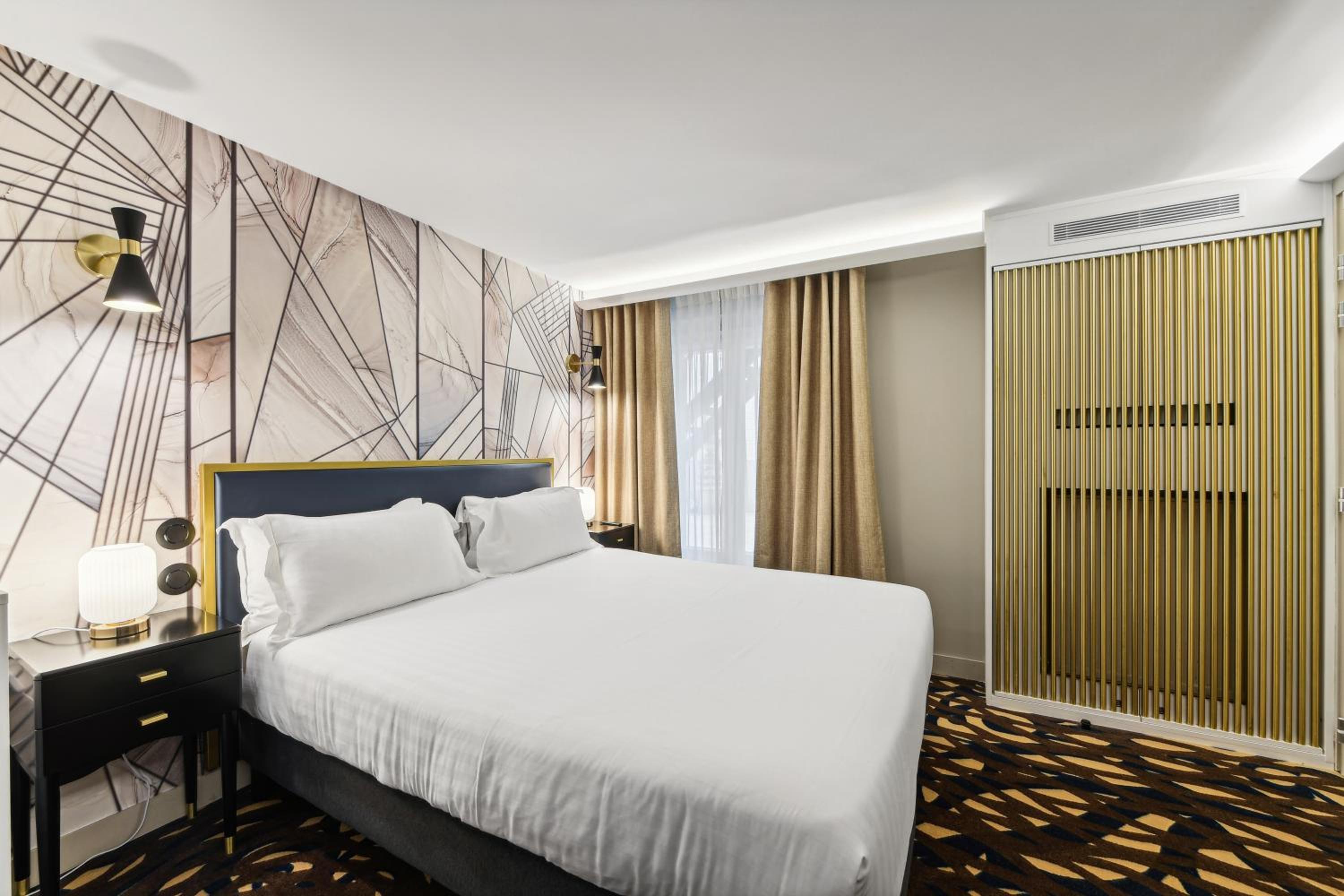 Deluxe Single Room photo 3