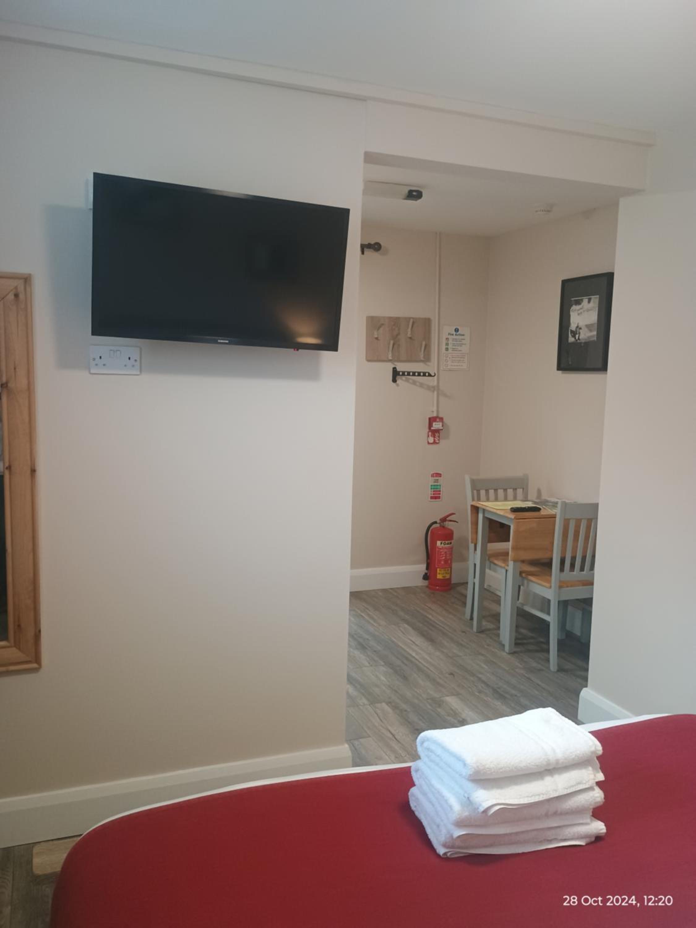 Apartment with Terrace photo 3