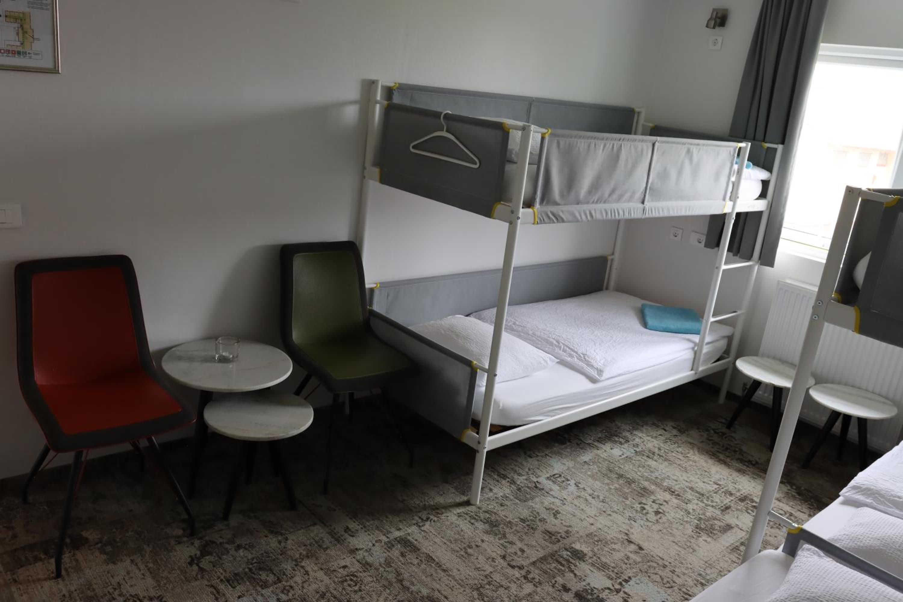 Quadruple Room with Shared Bathroom photo 1