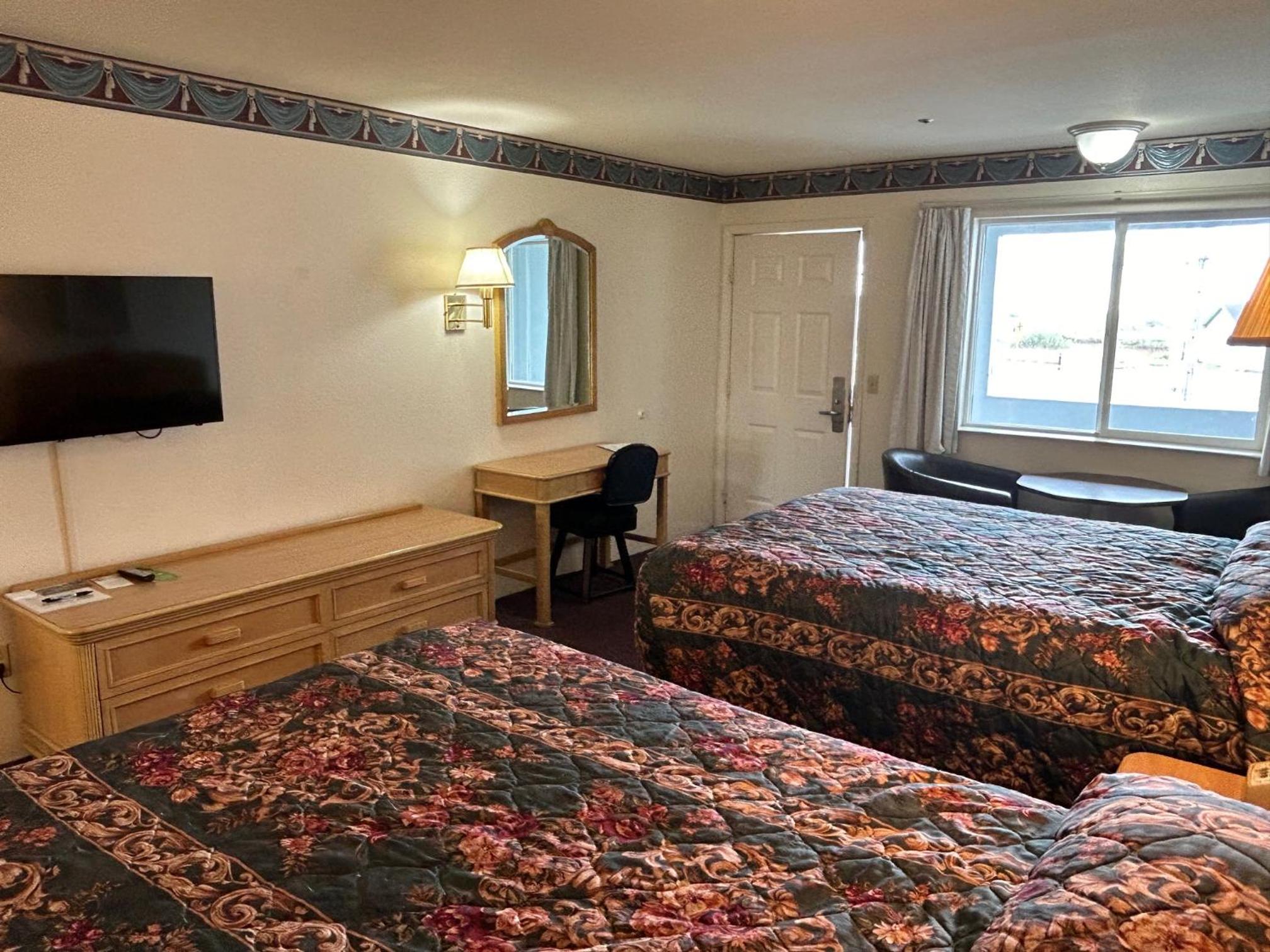 Standard Queen Room - Photo 3