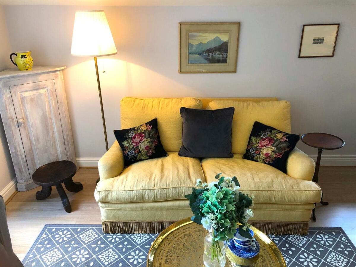 Two-Bedroom Cottage photo 2