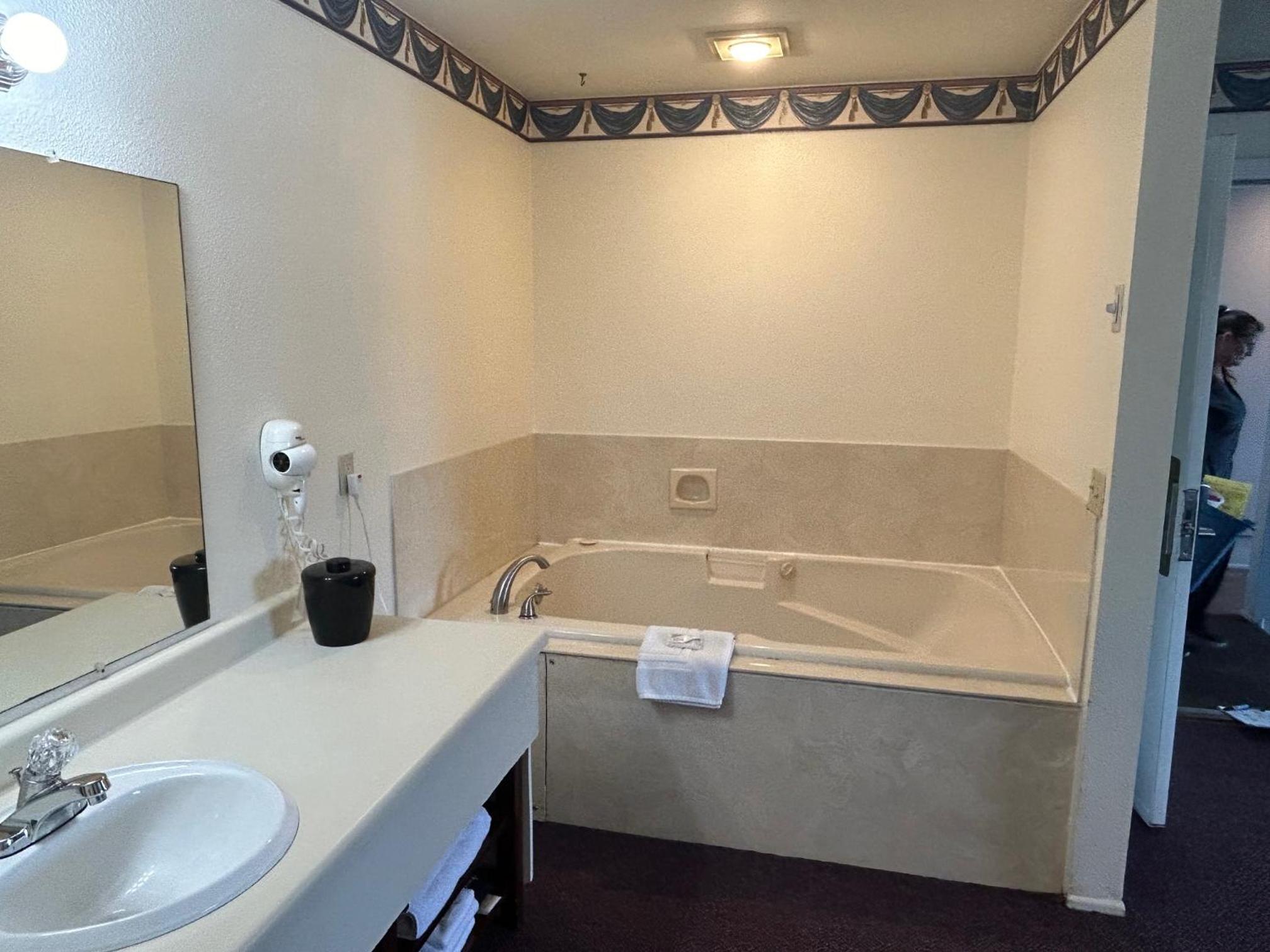 Deluxe Double Room - Photo 3