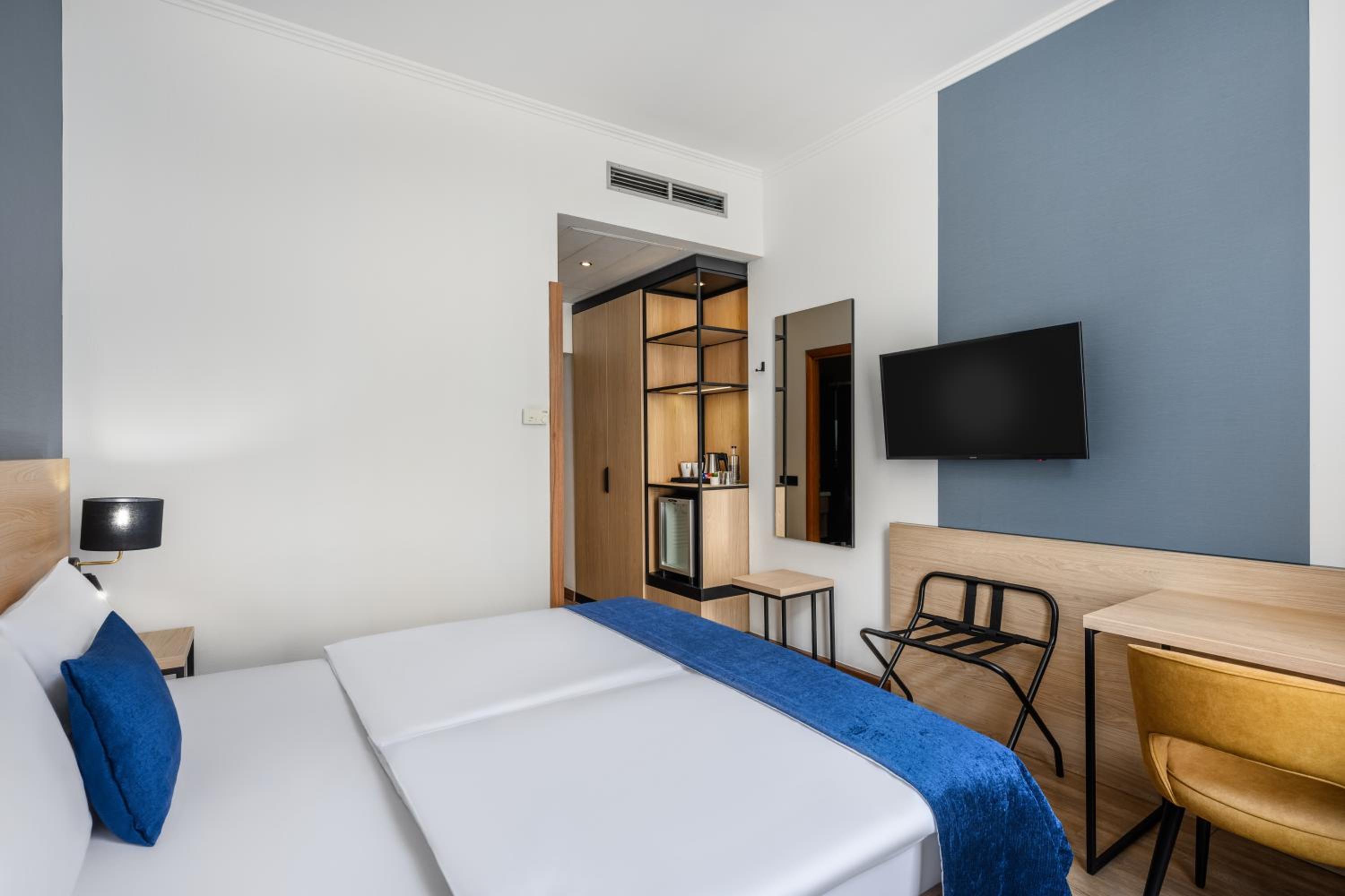 Comfort Double or Twin Room - Photo 3