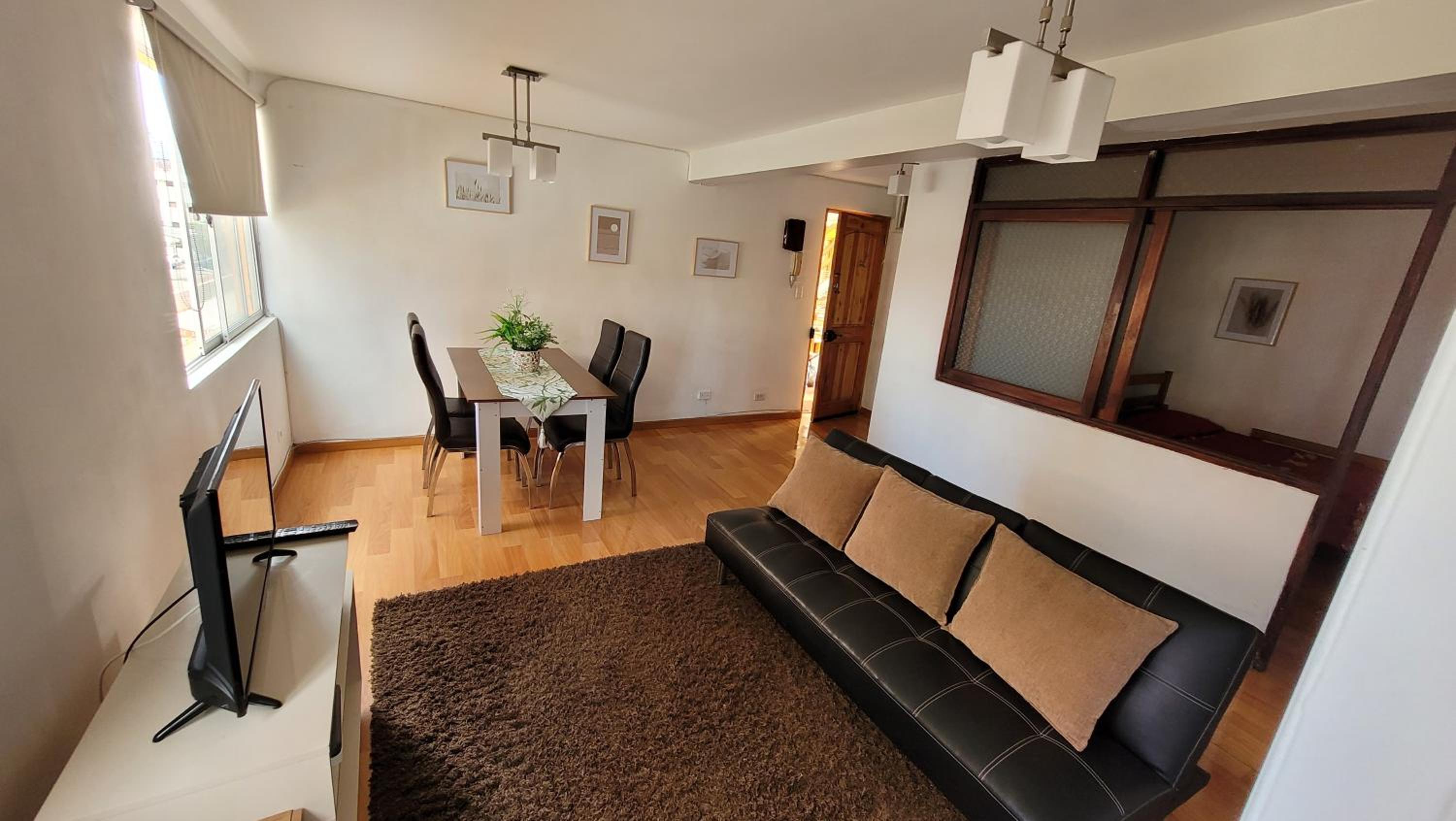 One-Bedroom Apartment photo 1