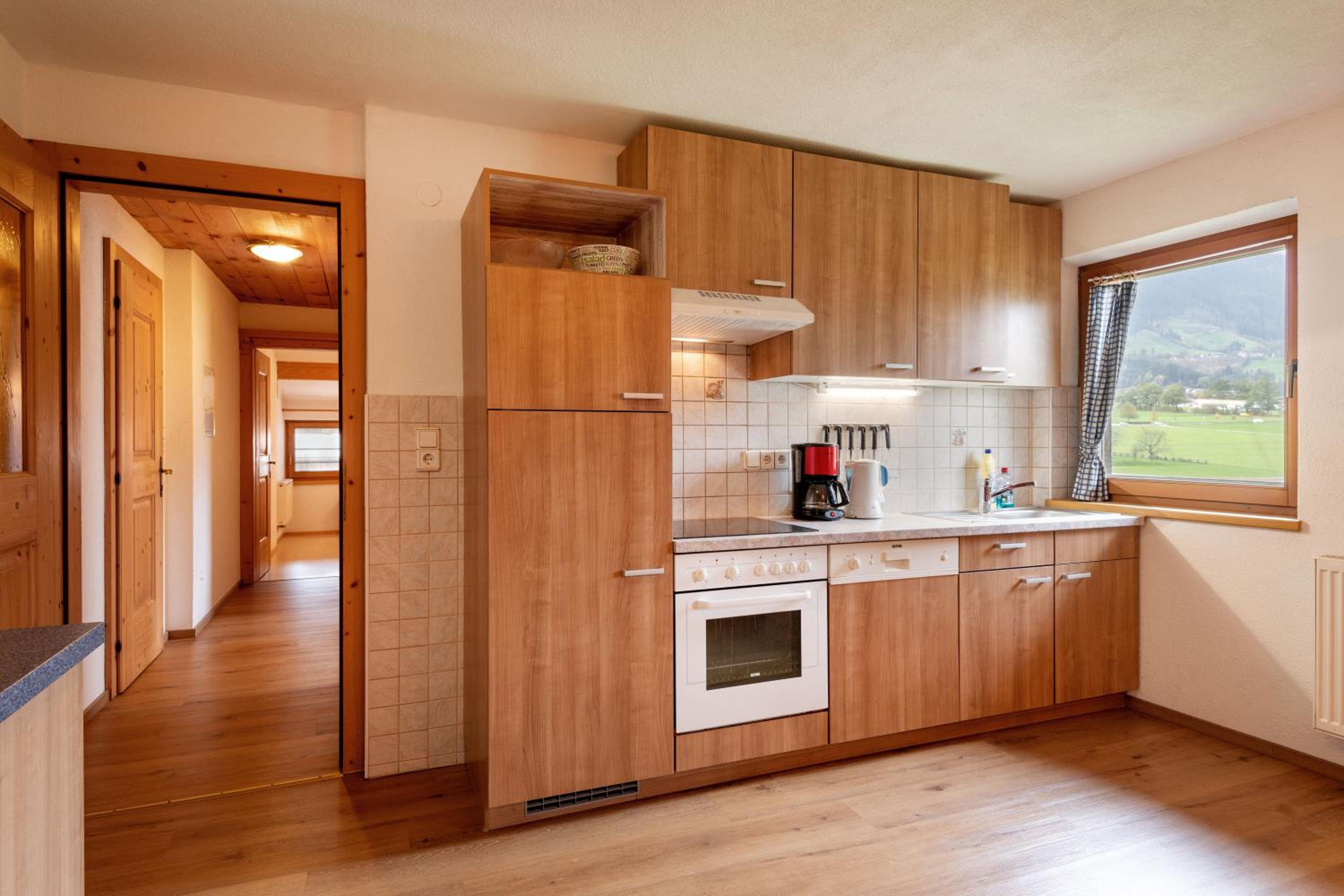 Two-Bedroom Apartment with Shower photo 2