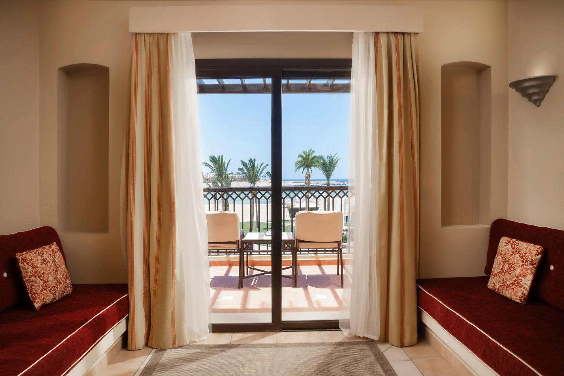 Superior, Queen or Twin Bed, Sea View - Photo 3
