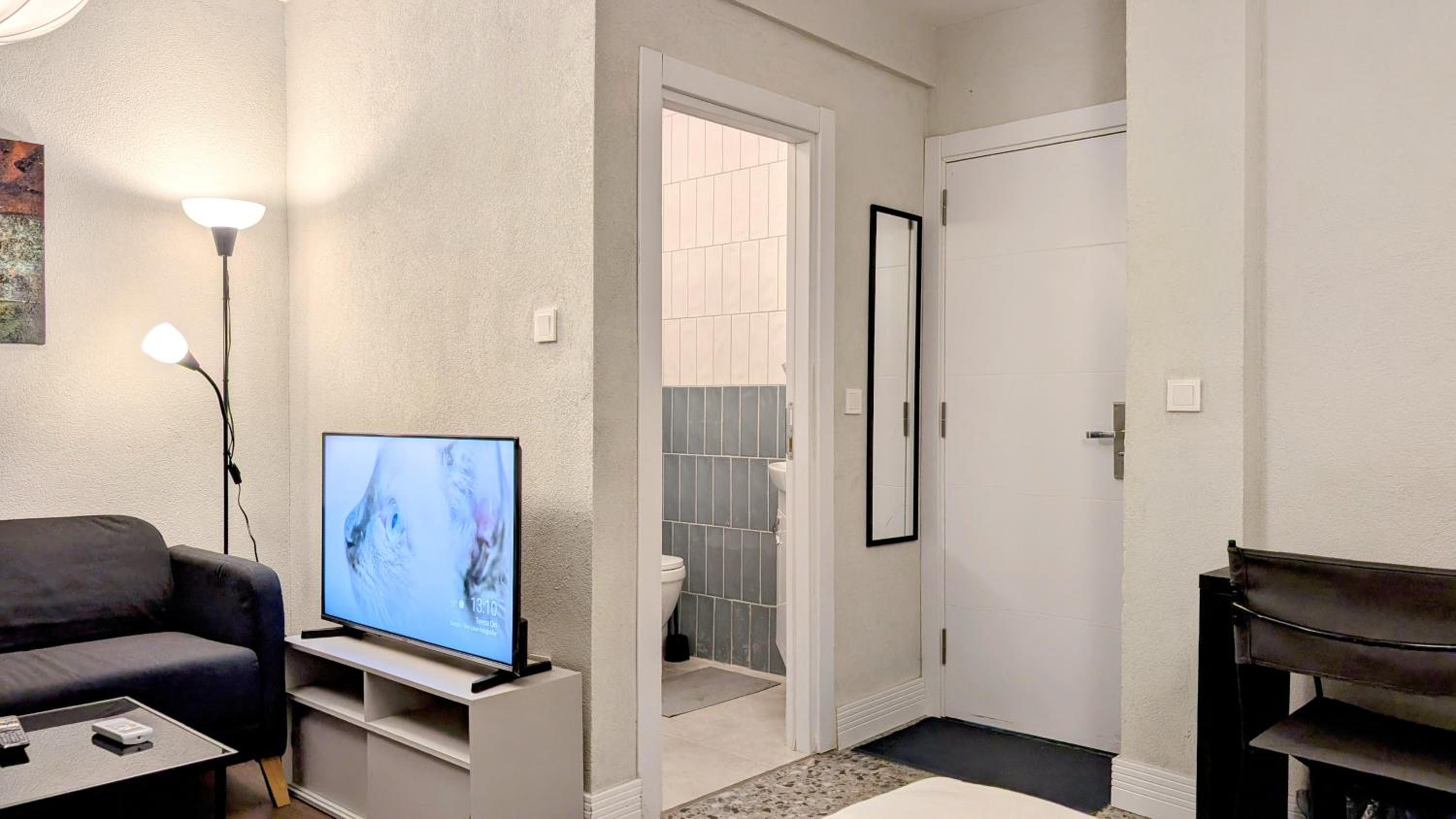 Double Room With Private Bathroom photo 2