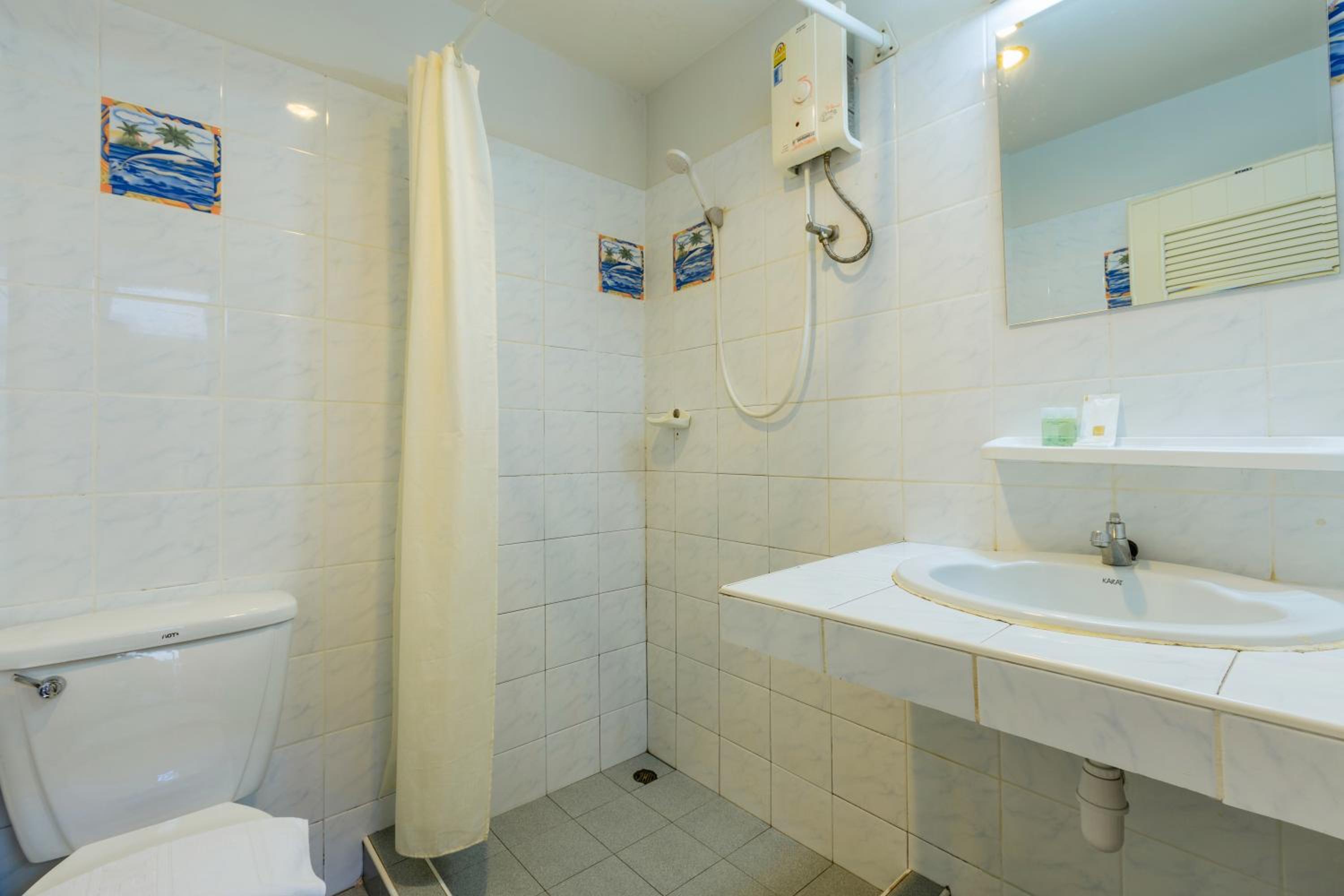 Superior Double Room with Balcony - Photo 4