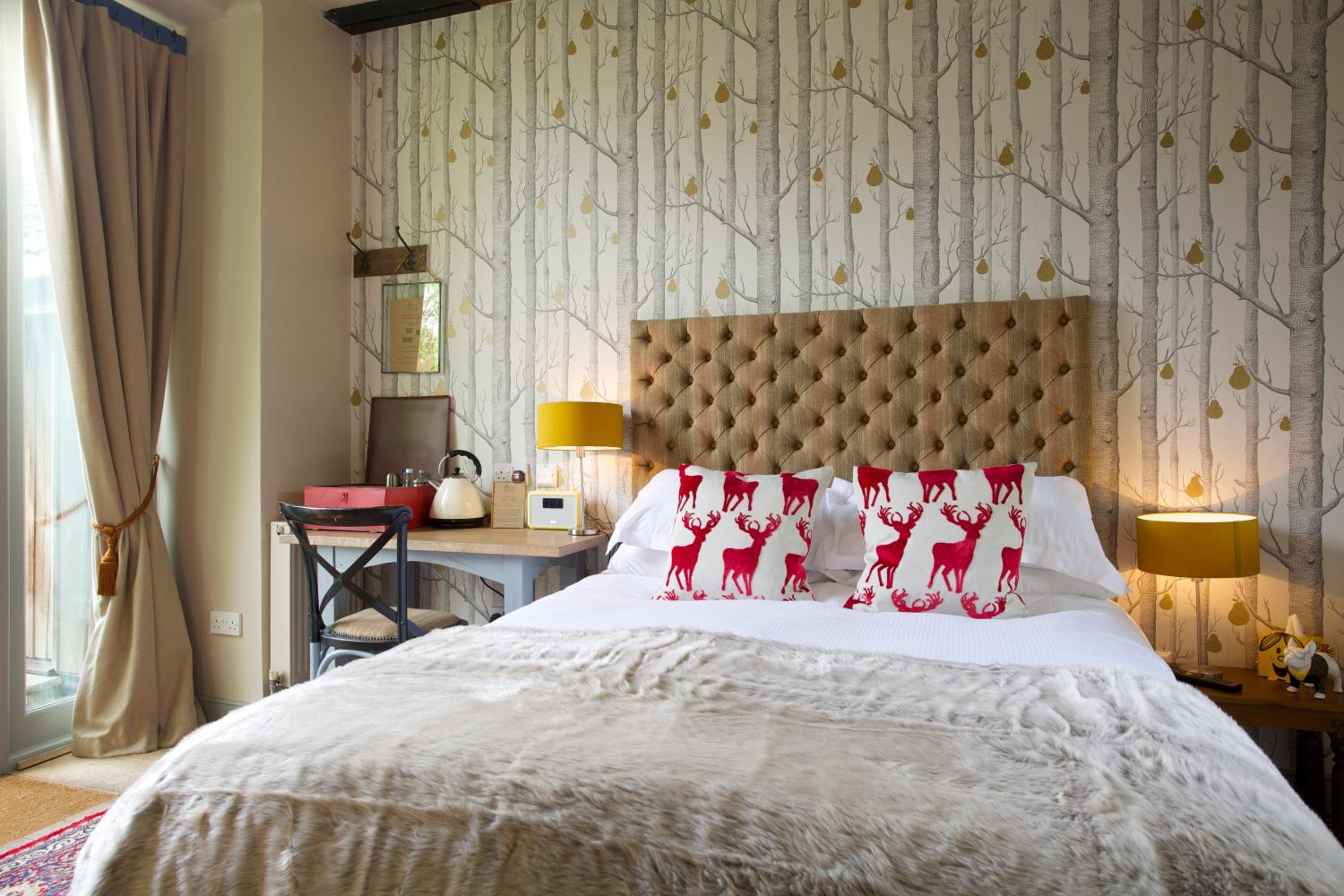Taylors Gold Luxury Garden Family Room - Pet Friendly - Photo 1