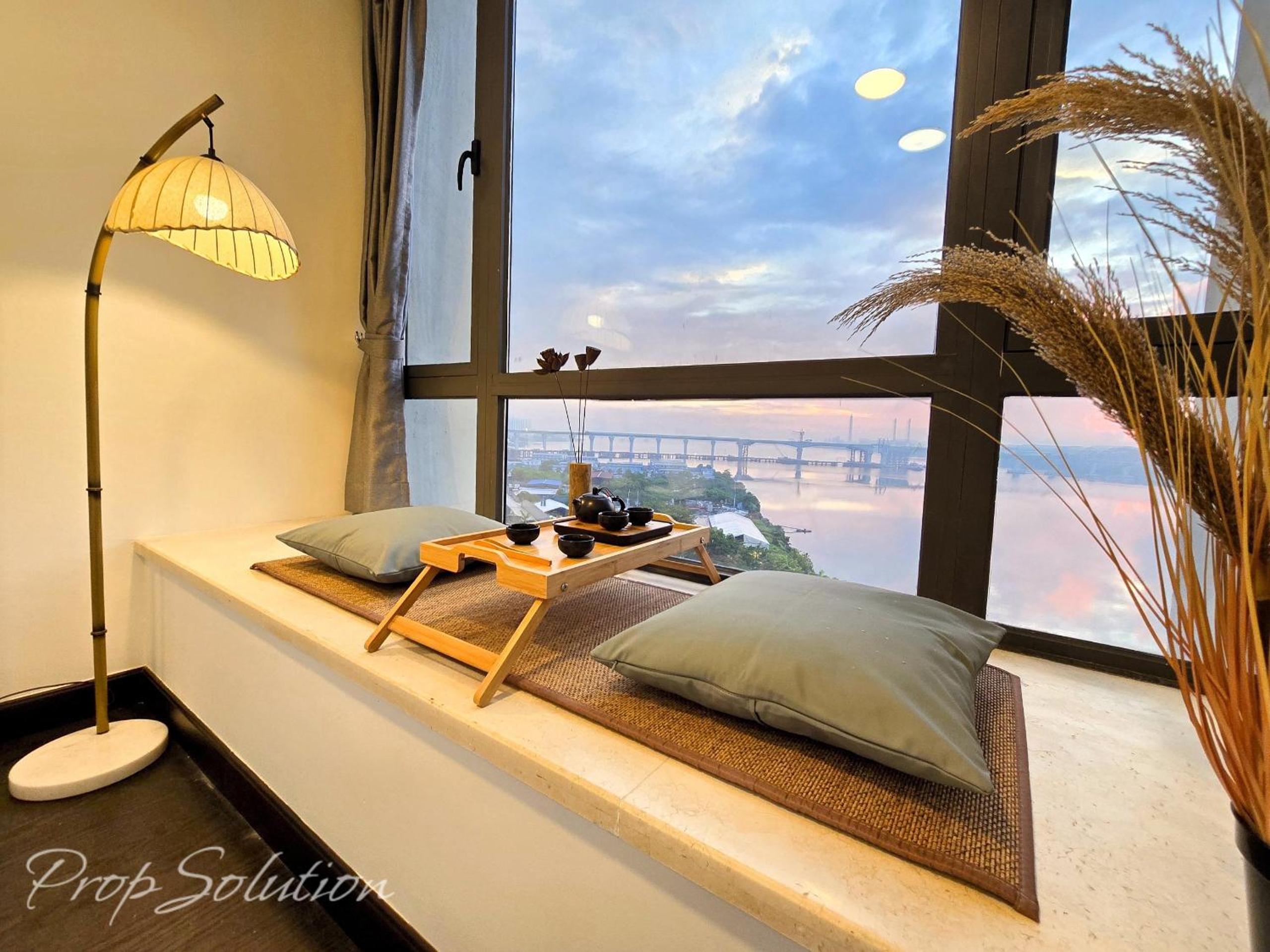 Three-Bedroom Apartment with Sea View photo 2