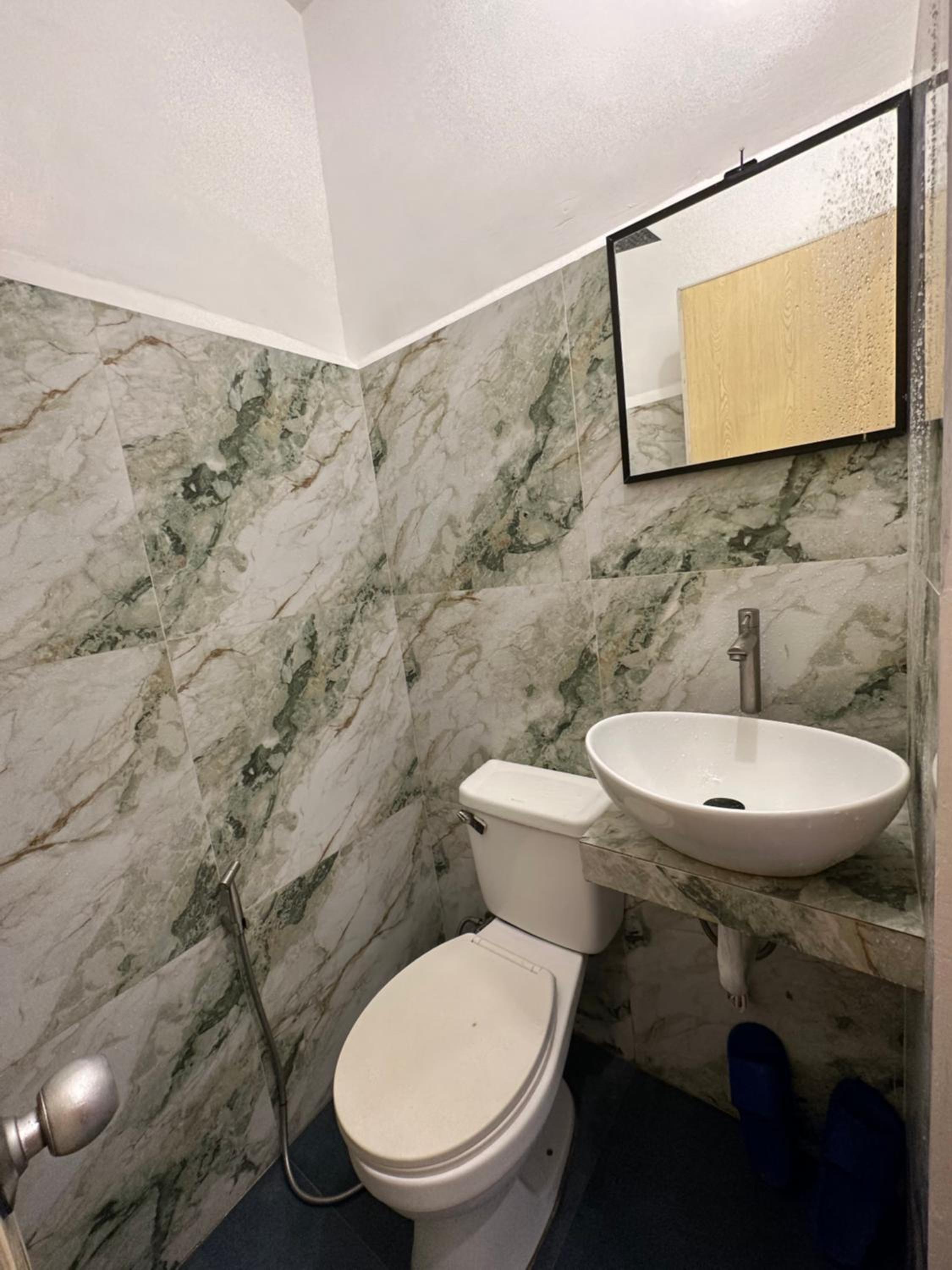 Standard Quadruple Room - Photo 23
