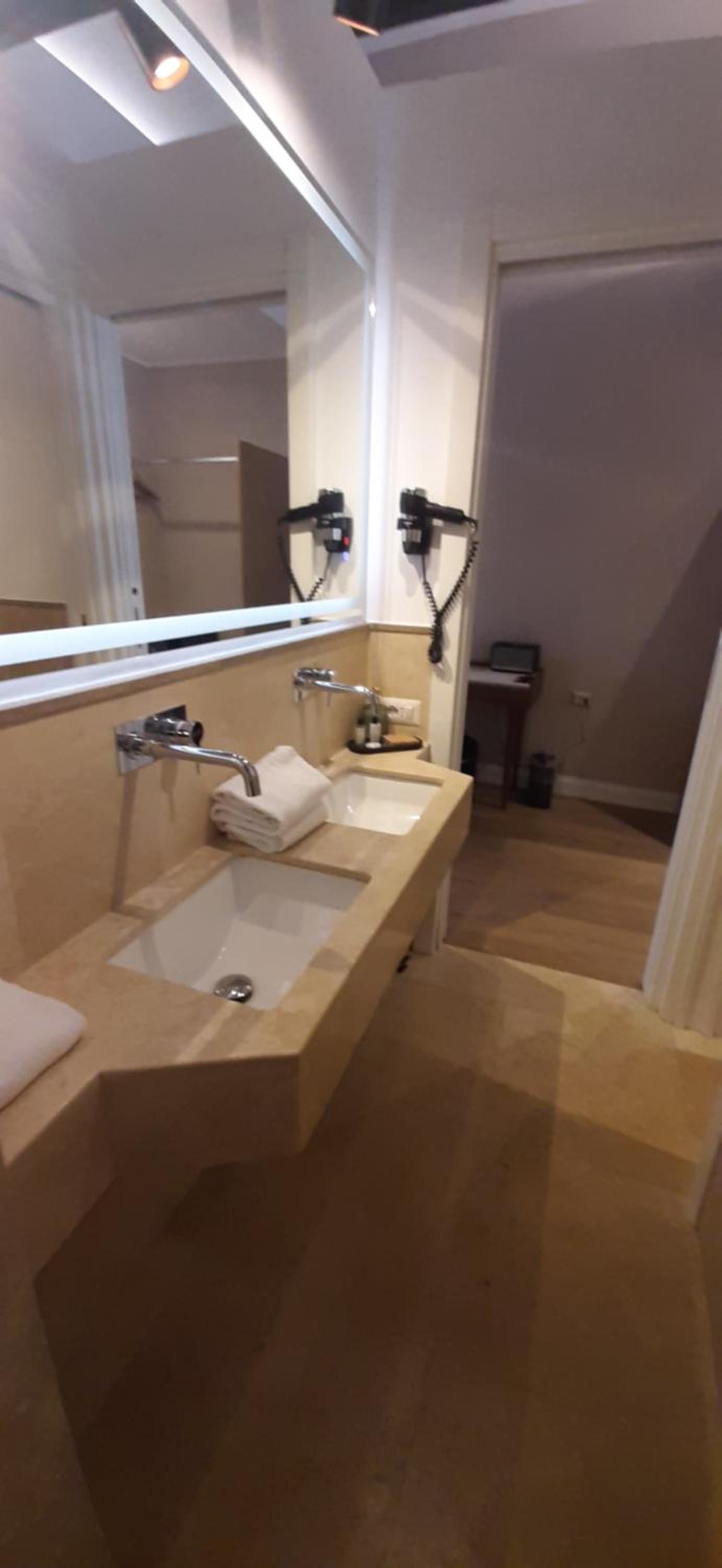 Junior Suite thumbnail 5