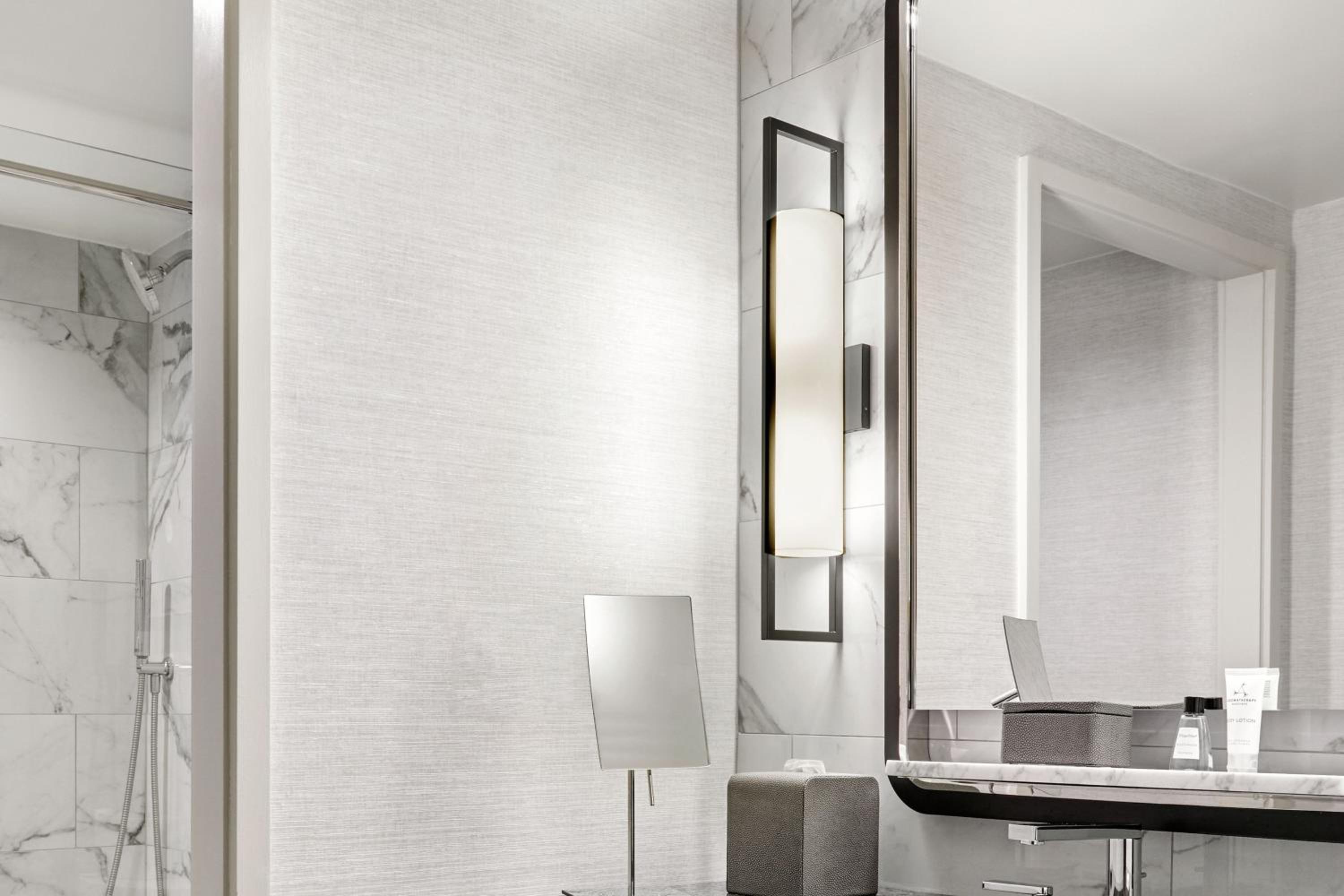 Executive Corner King Room - Photo 4