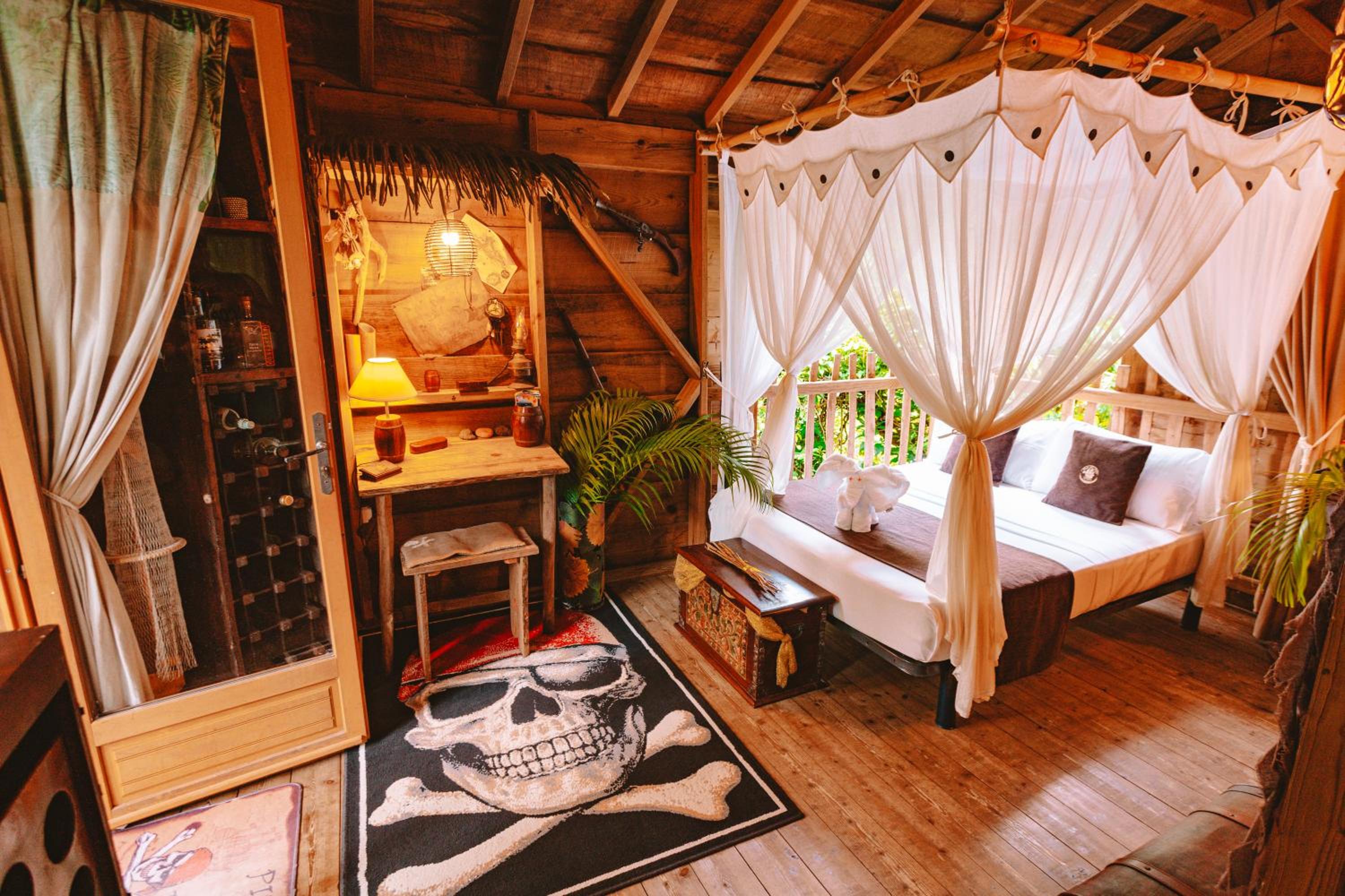 Treehouse photo 1