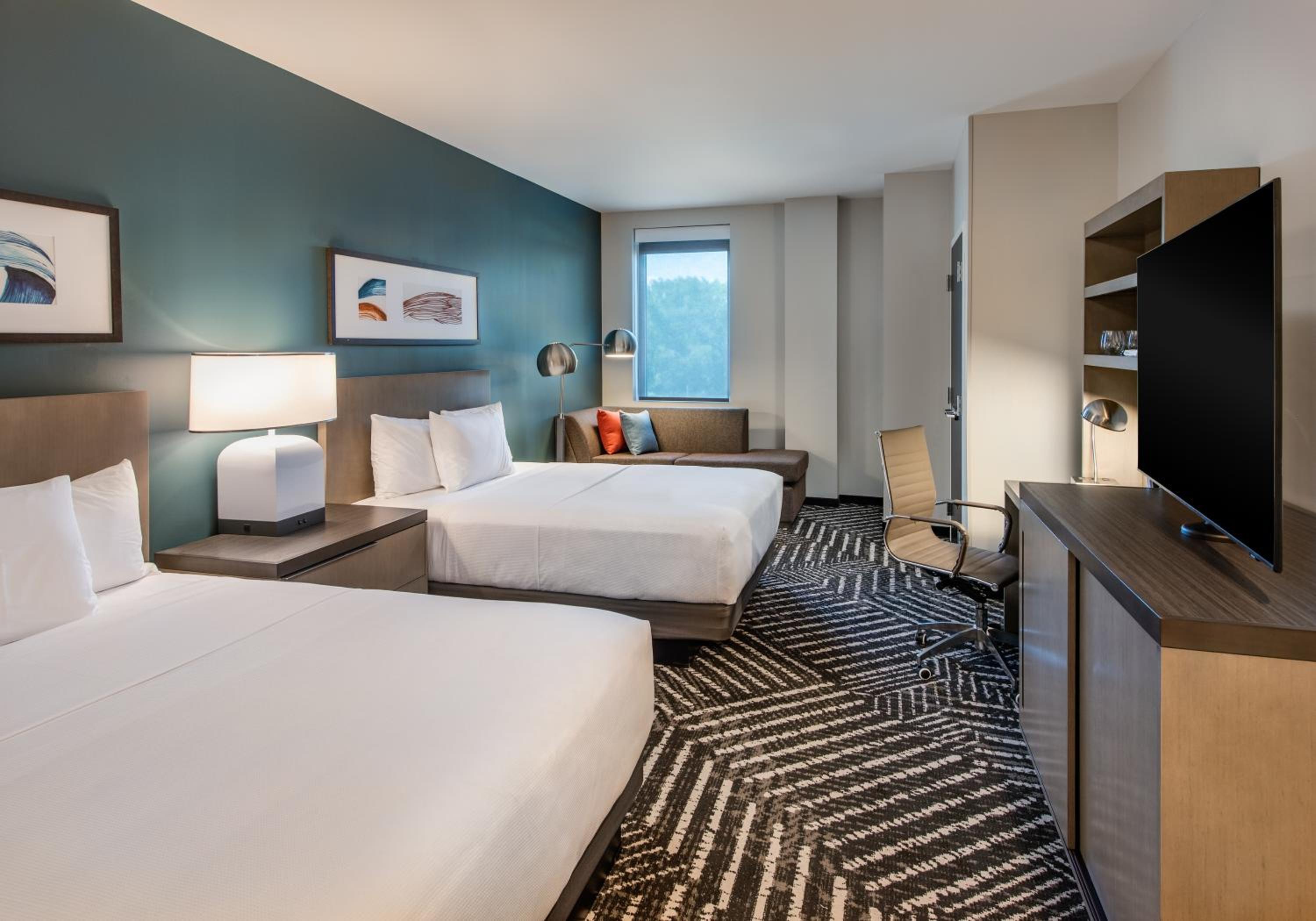 Queen Room with Two Queen Beds - Photo 1