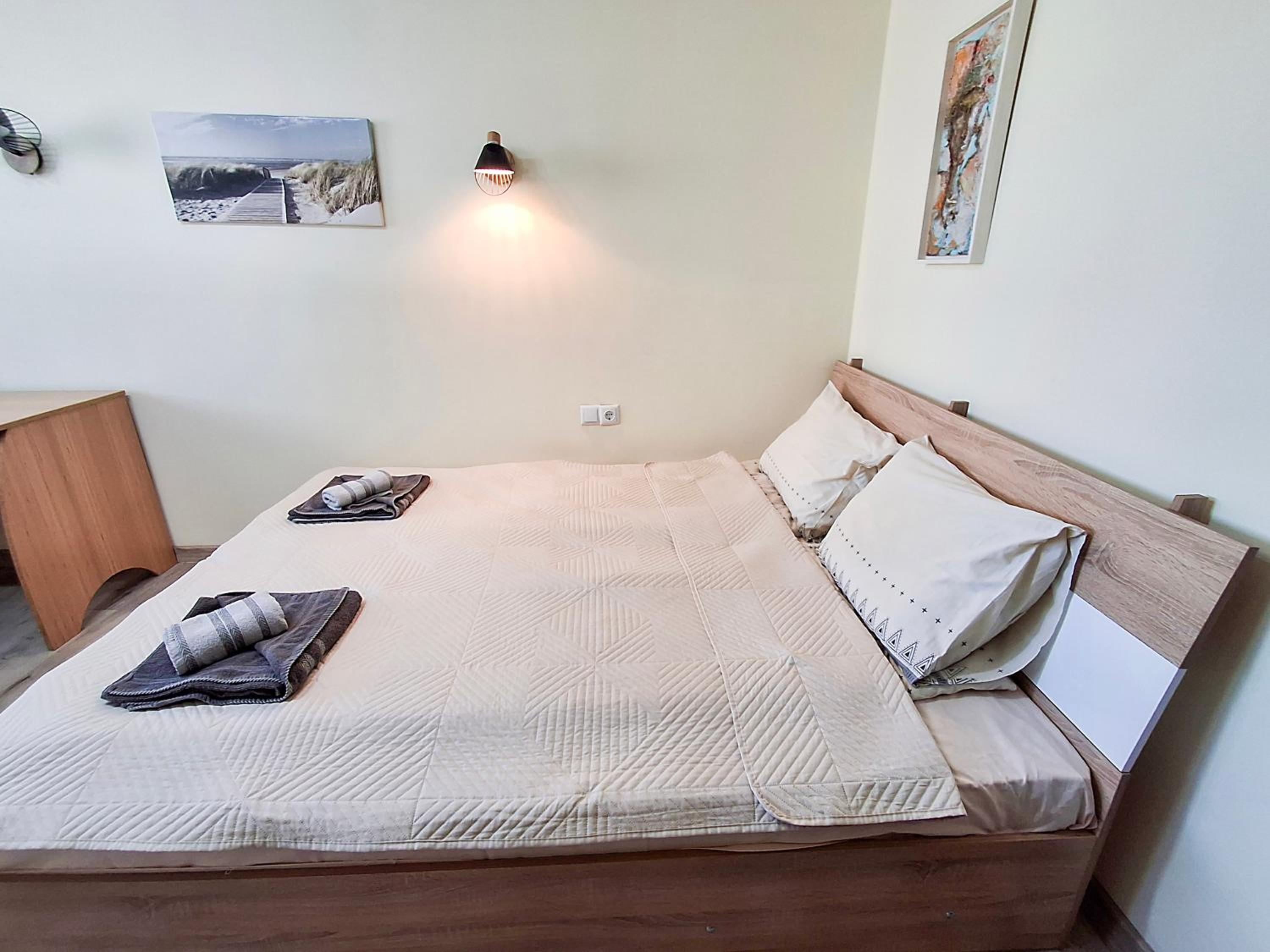 Deluxe Apartment photo 2