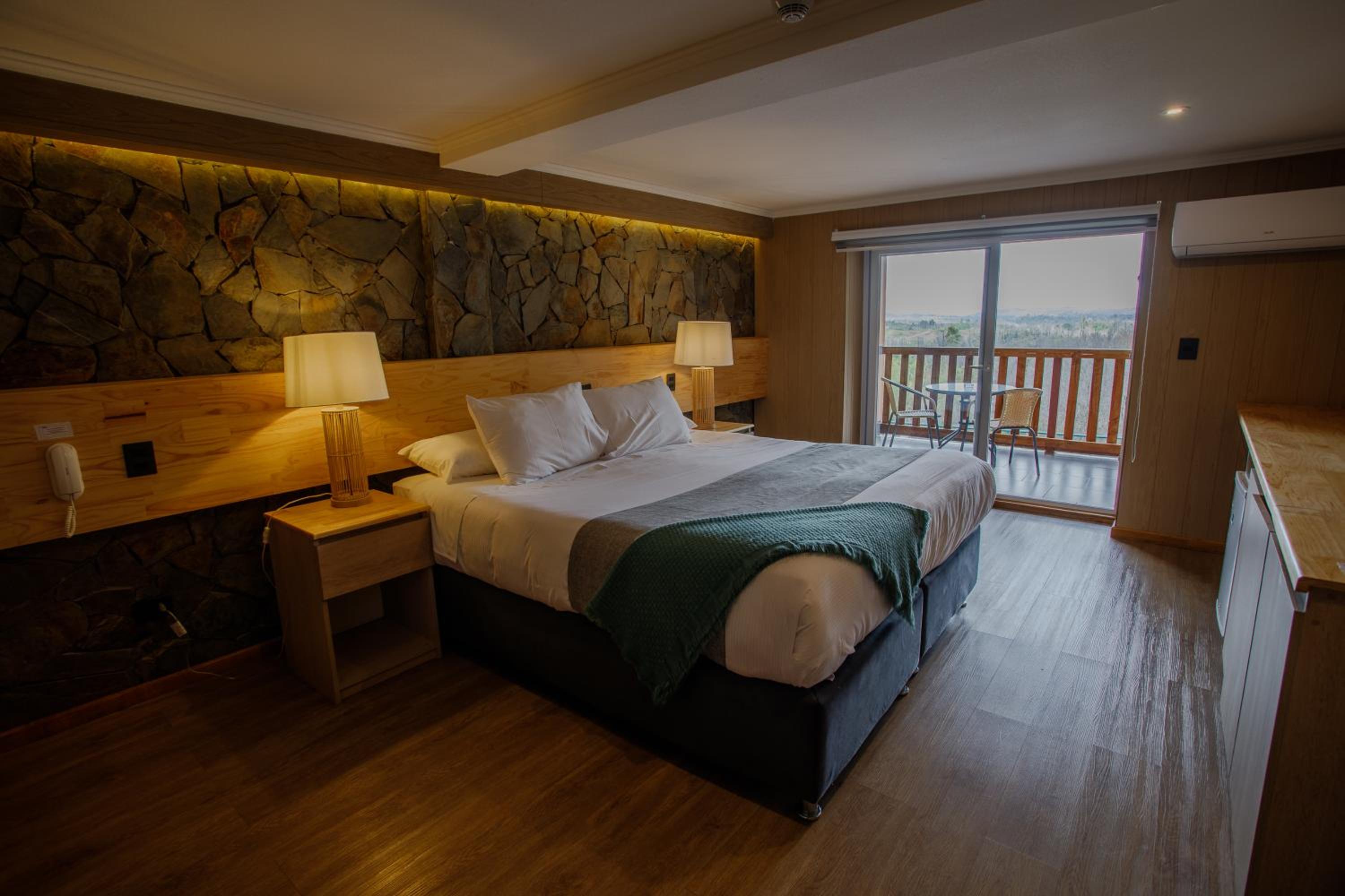 Double Room with Private Bathroom photo 1