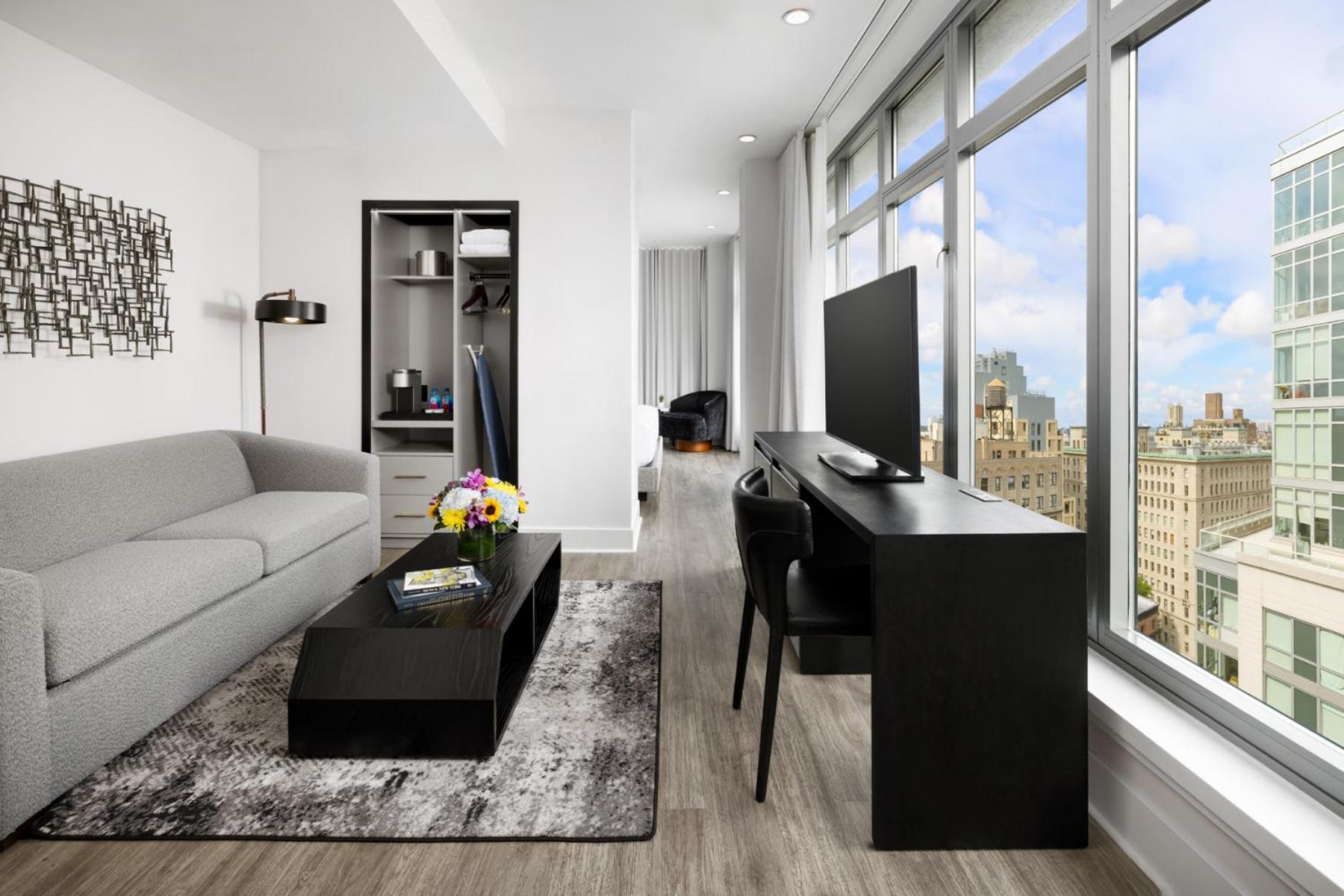 Penthouse Suite
