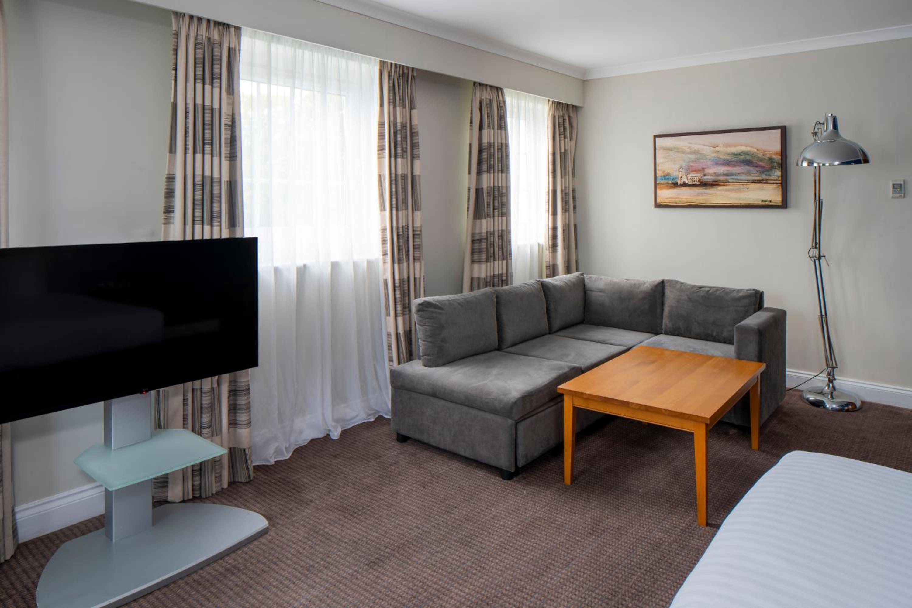 Double Suite with Sofa Bed - Non-Smoking - Photo 7