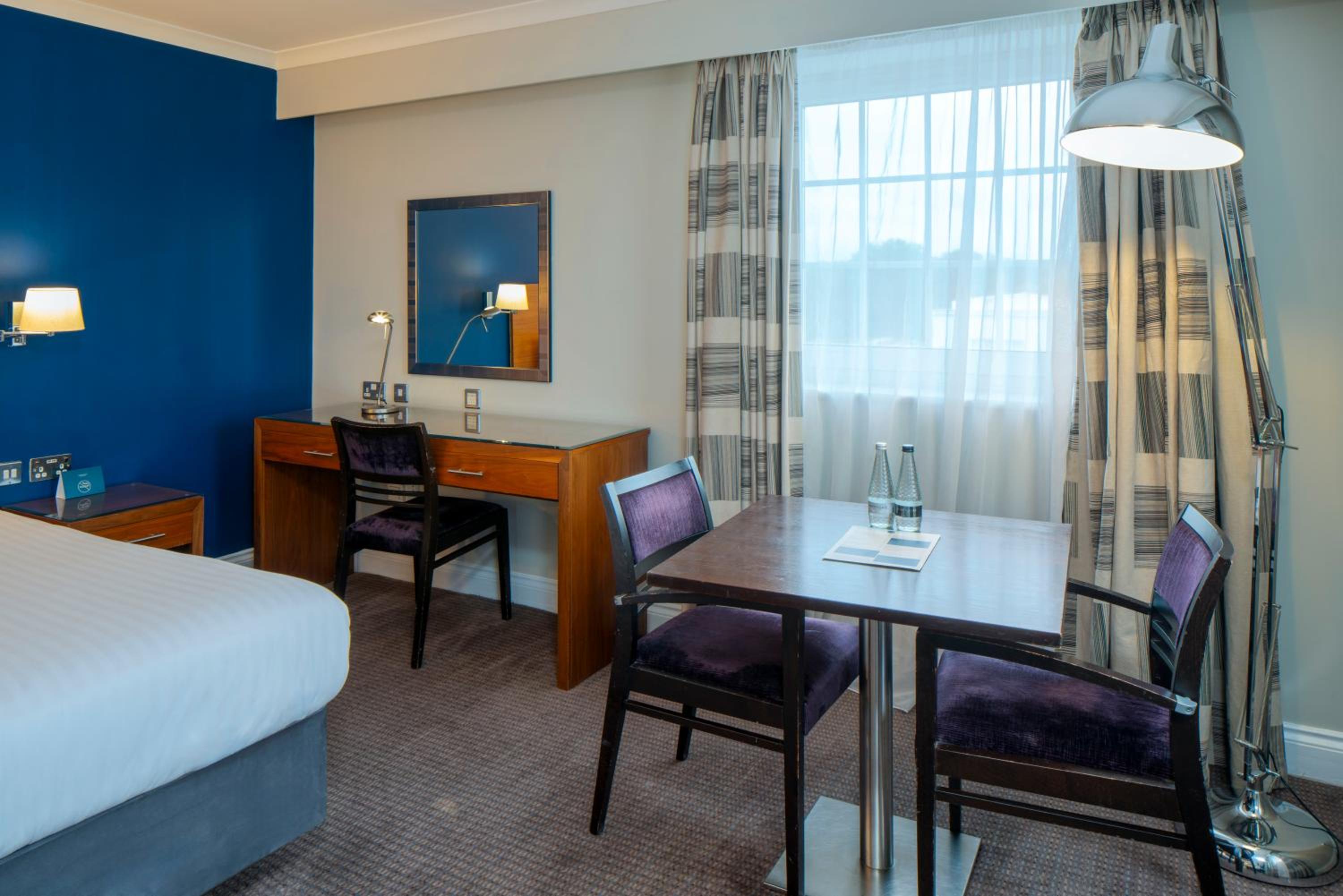 Double Suite with Sofa Bed - Non-Smoking - Photo 6