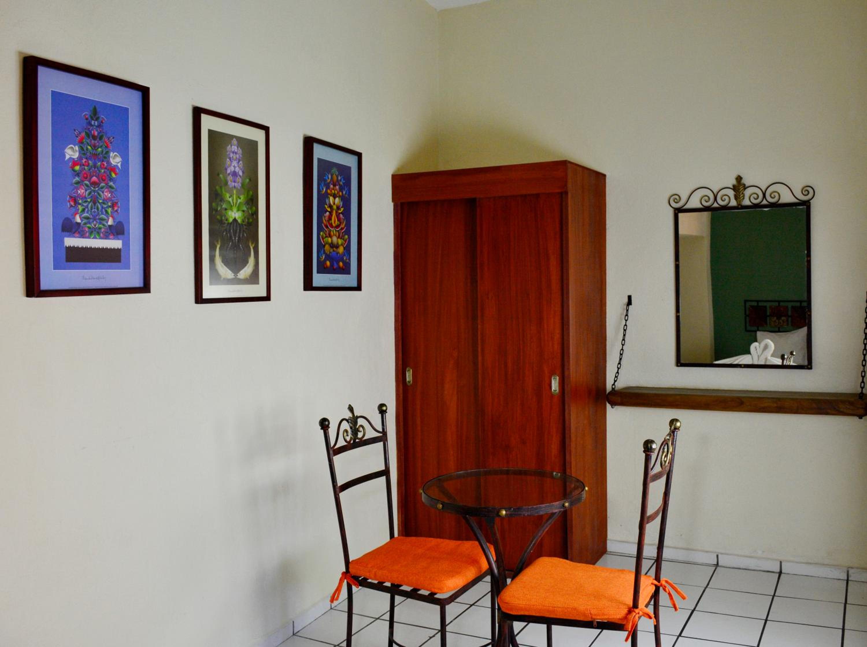 Triple Room photo 2